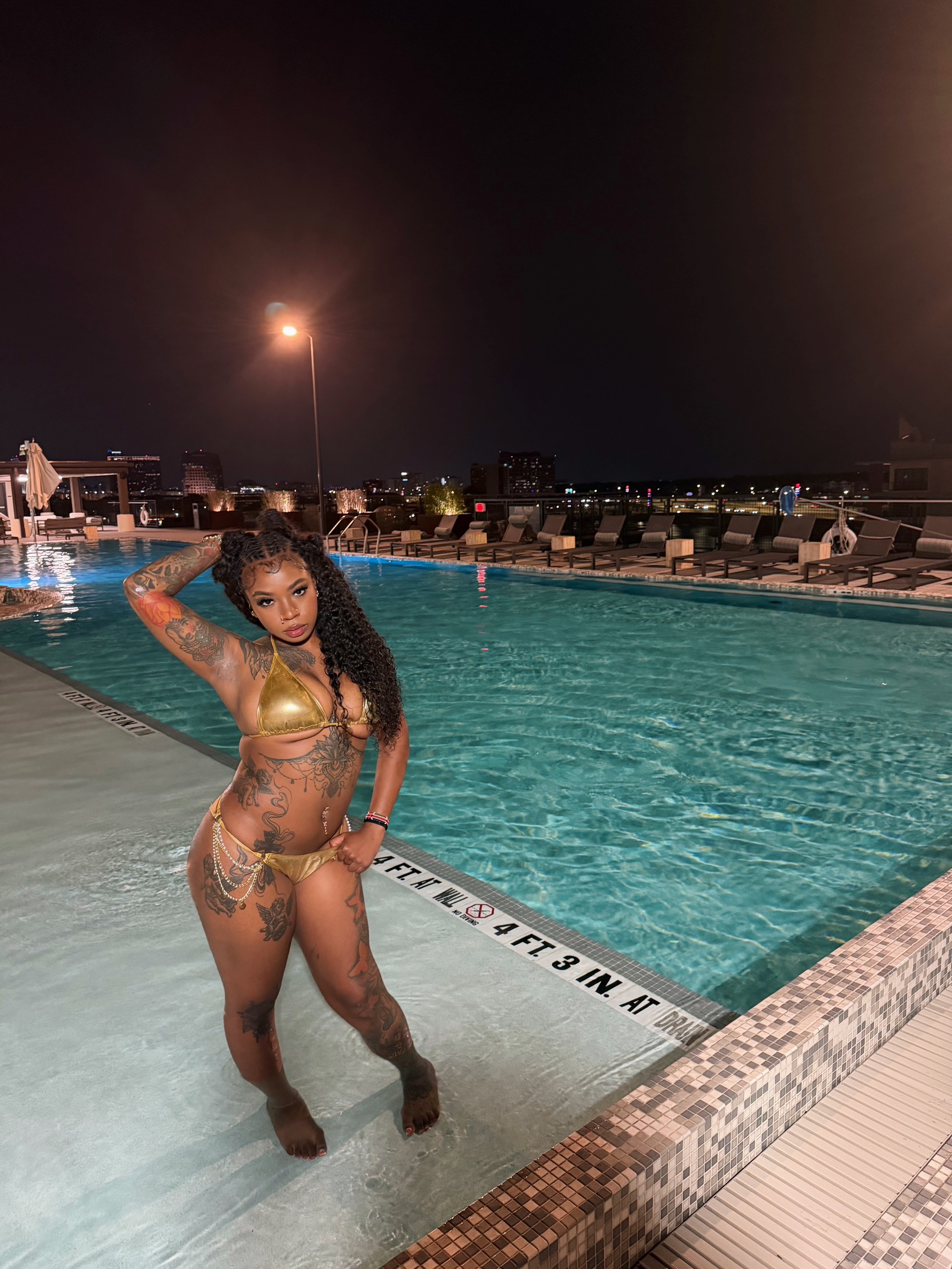 @KAYBAE