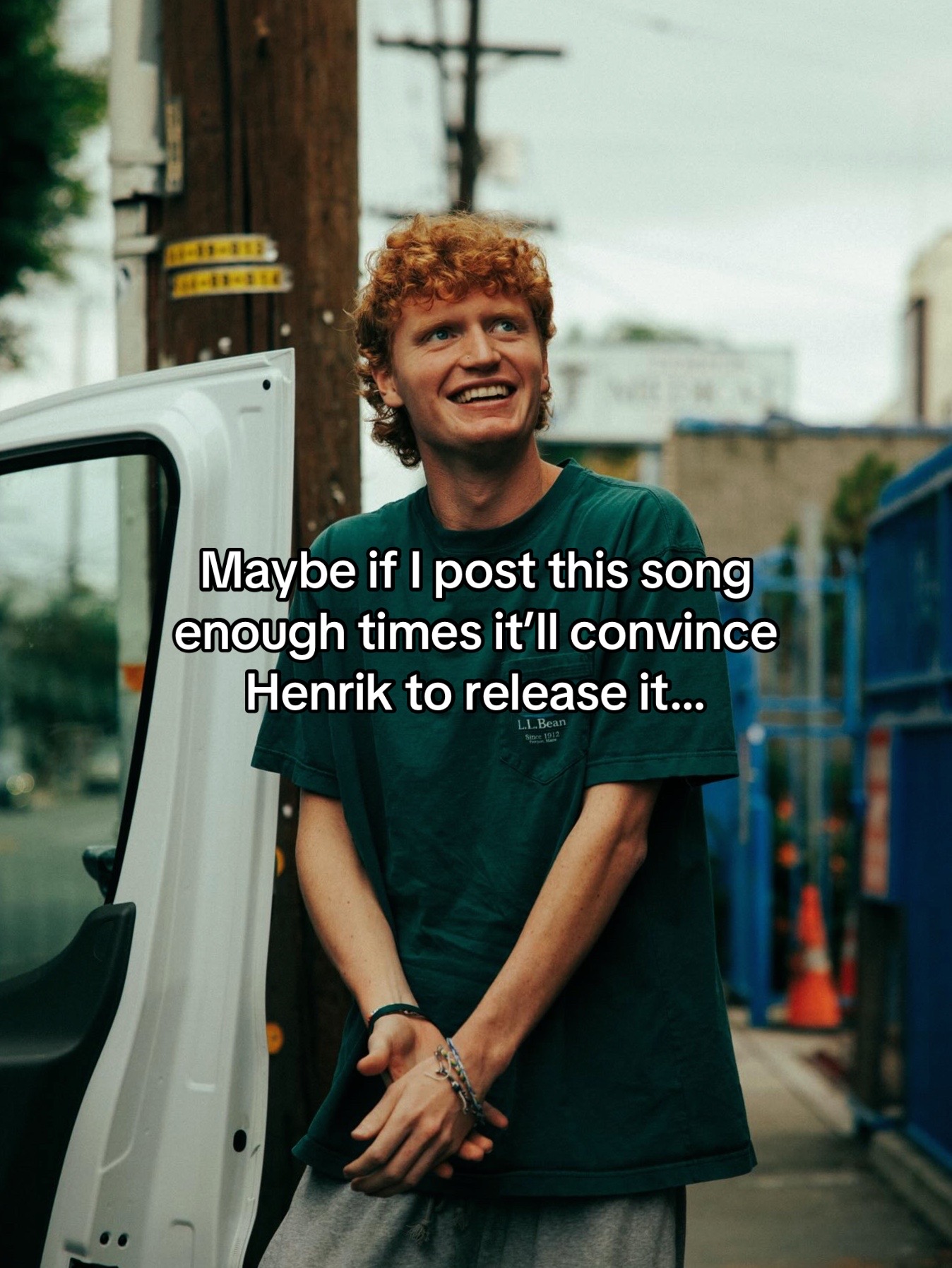 @Henrik's Fan Page