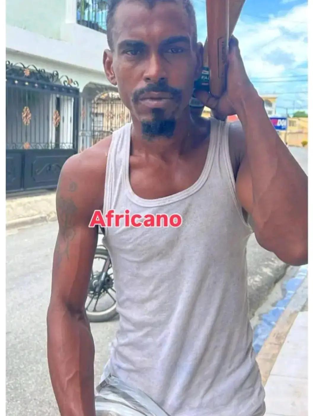 @Leonardo Mercedes de africano
