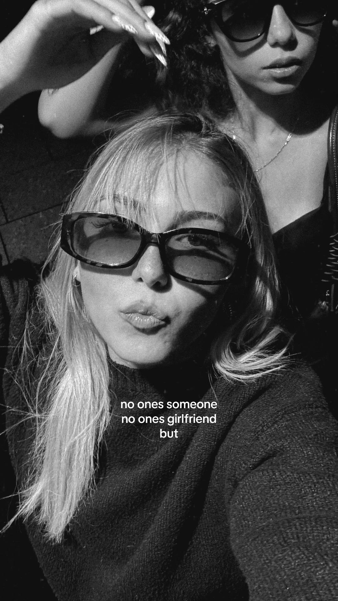 @elena ☦︎