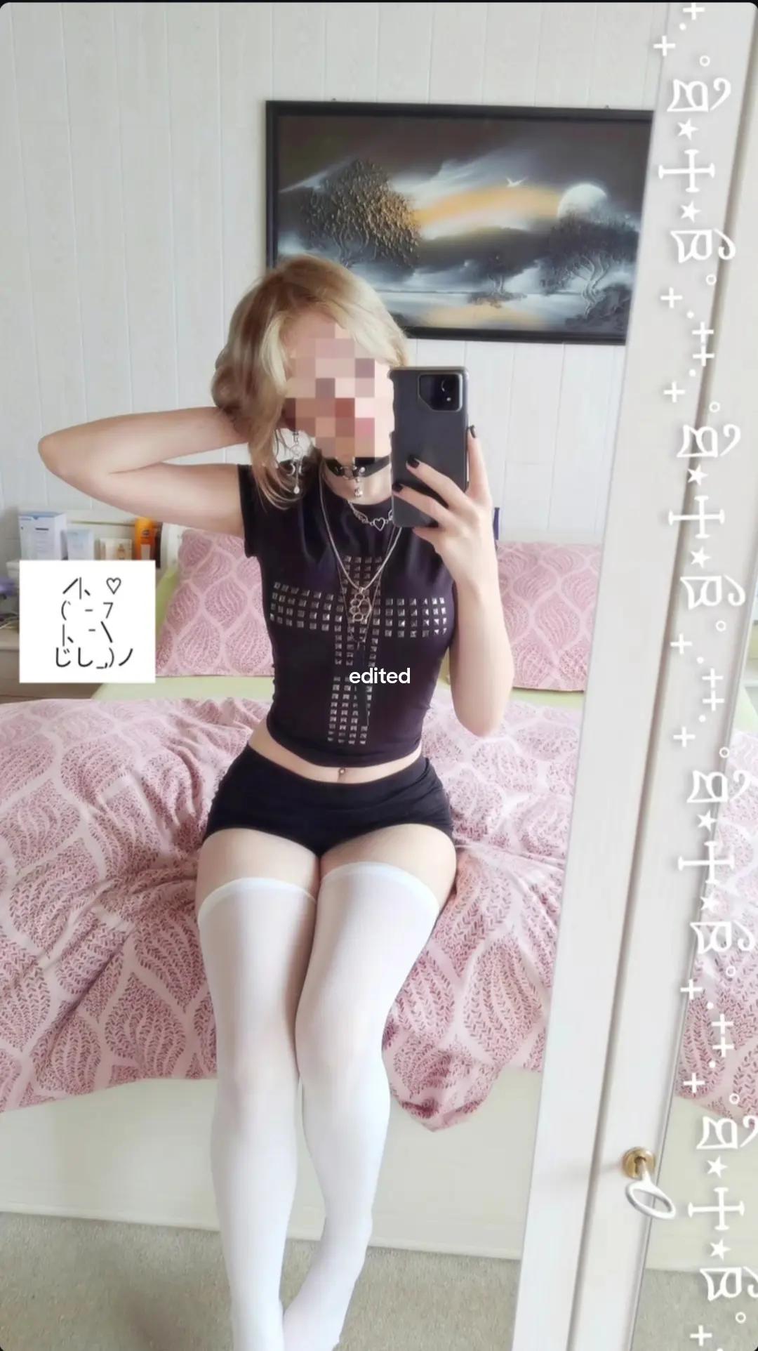 @<3