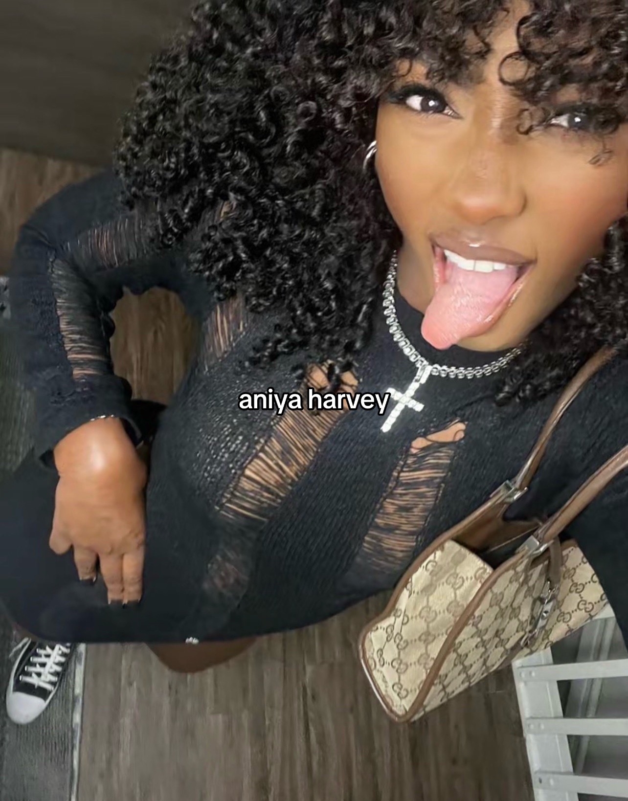 @🌸 aniya luvr 🌸
