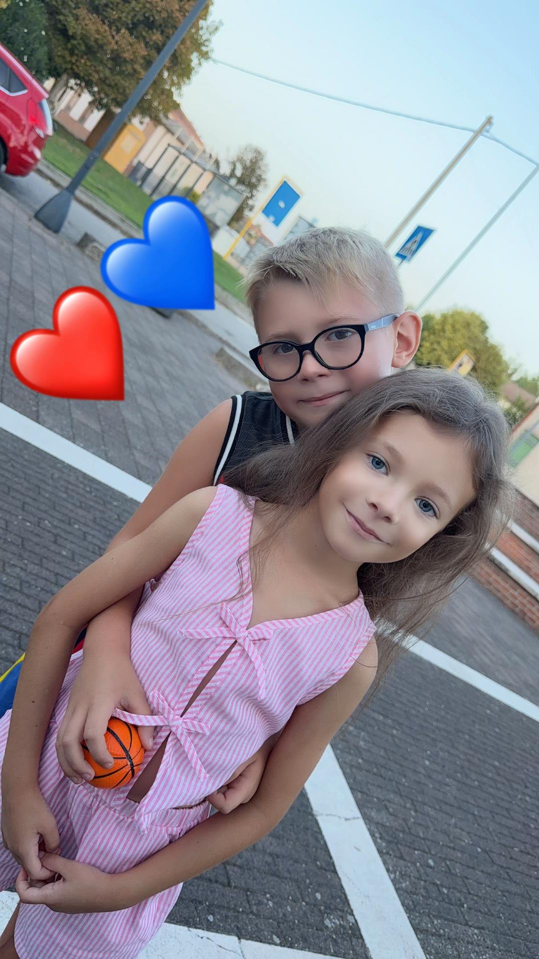 @Andreea❤️Anais❤️