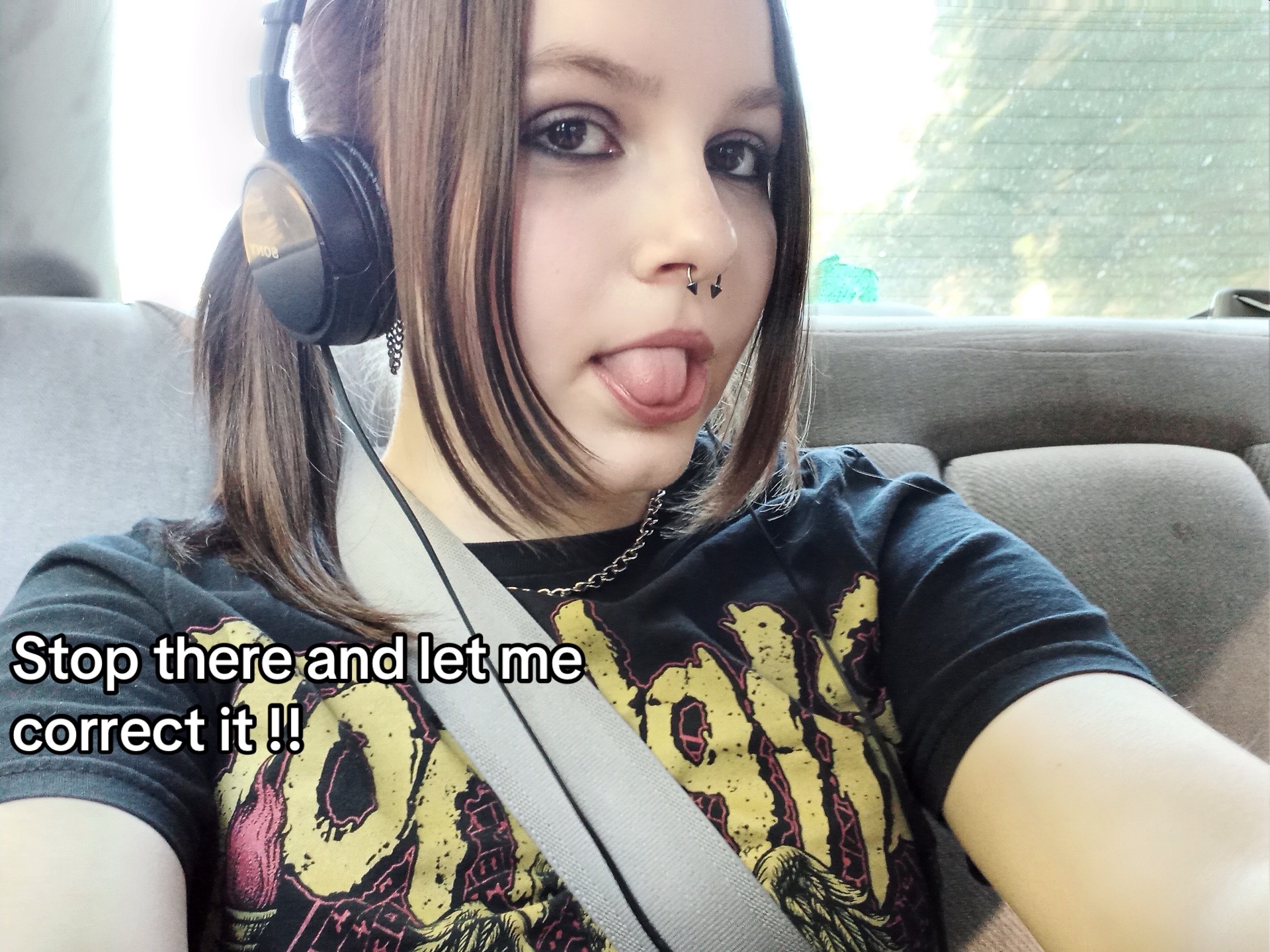 @⦻emo.zombie⦻