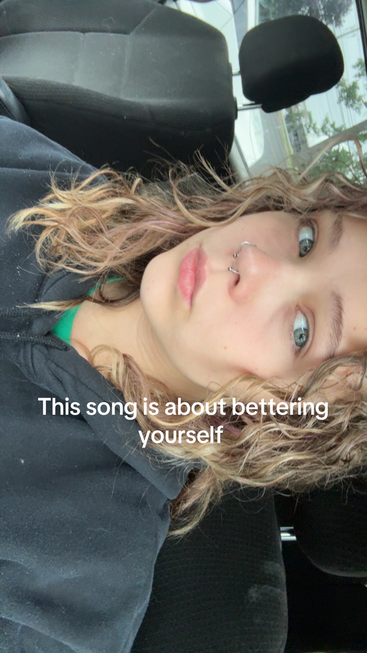 @Mckaela!!🦧