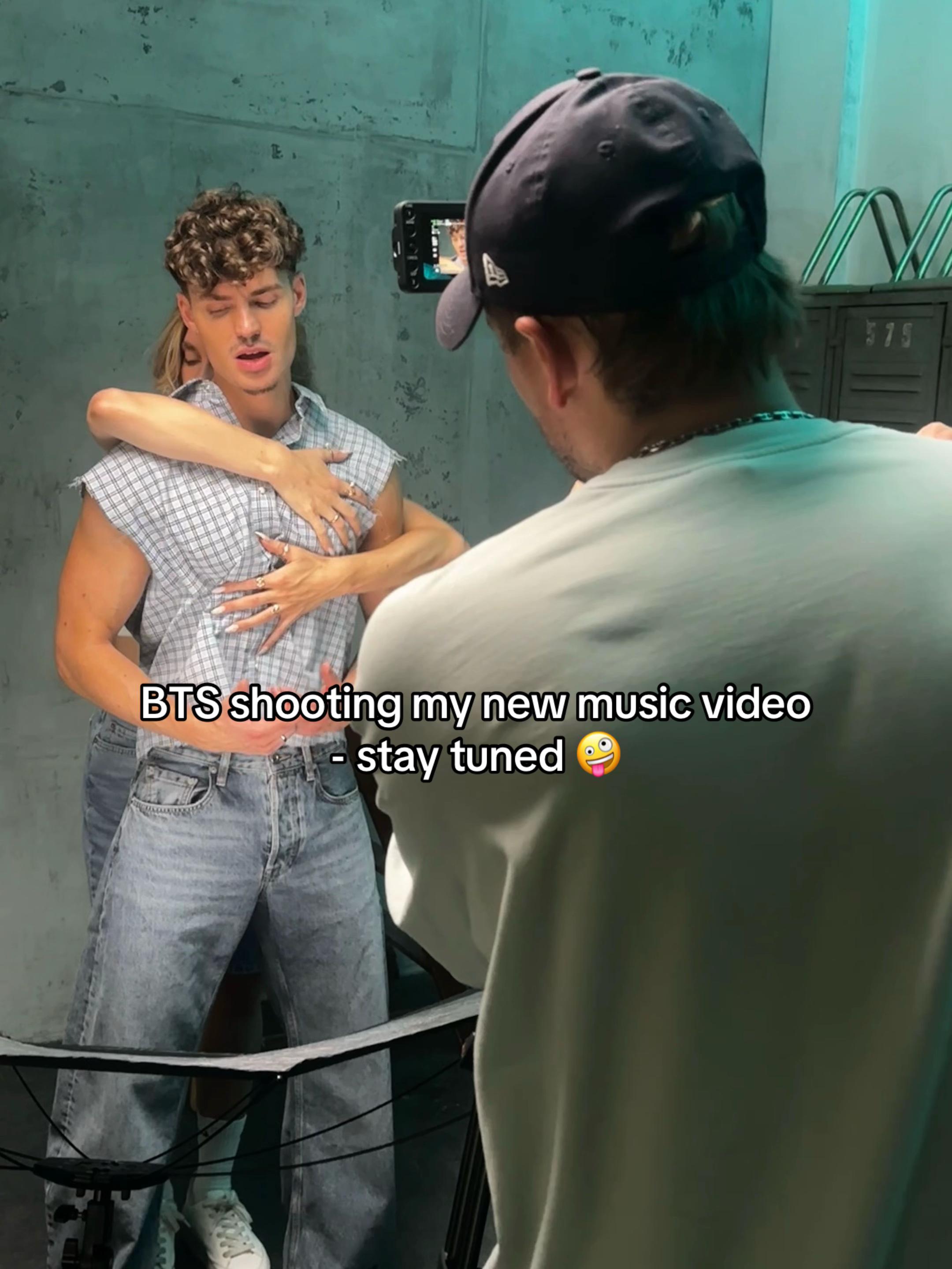 @karstenwa