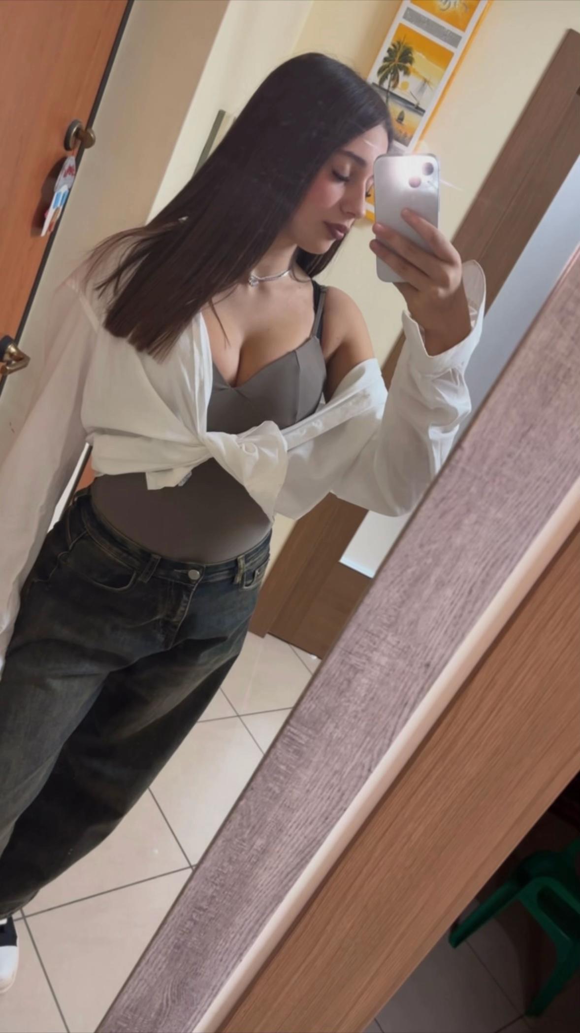 @simona.esposito_