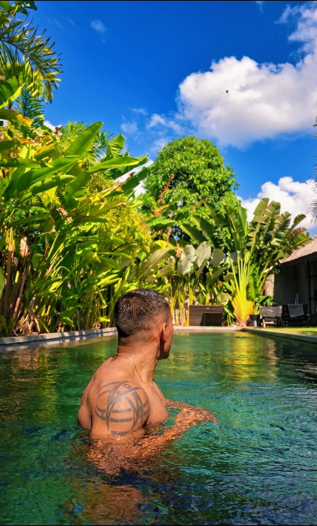 @sulaimanedwardleehadid