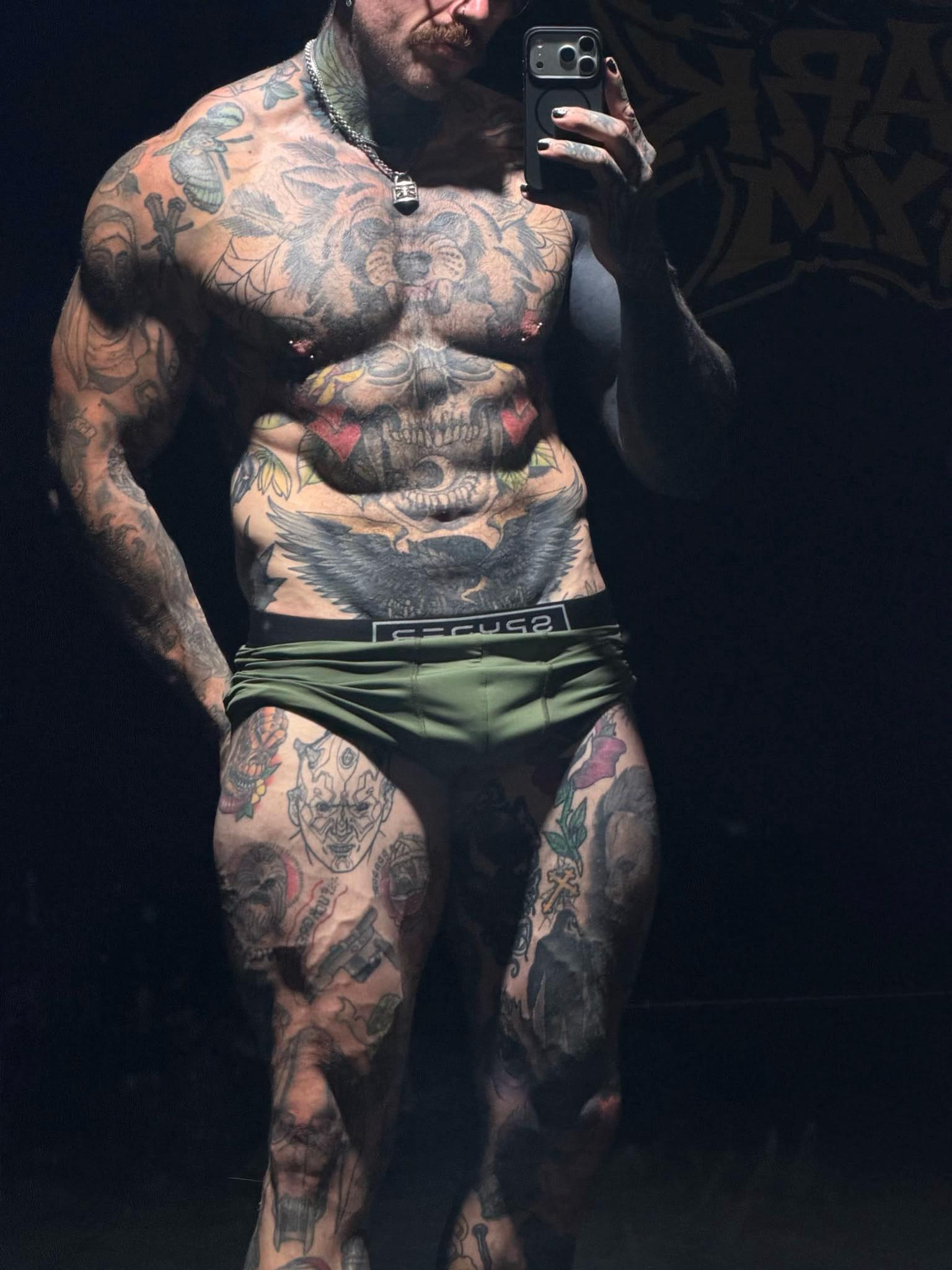 @𝕭𝖊𝖓𝖘𝕭𝖎𝖌𝖙𝖎𝖒𝖊🥀