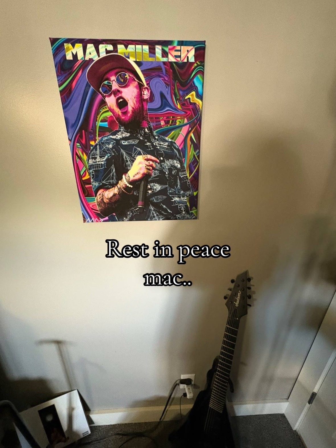 @WerejustFRIENDS