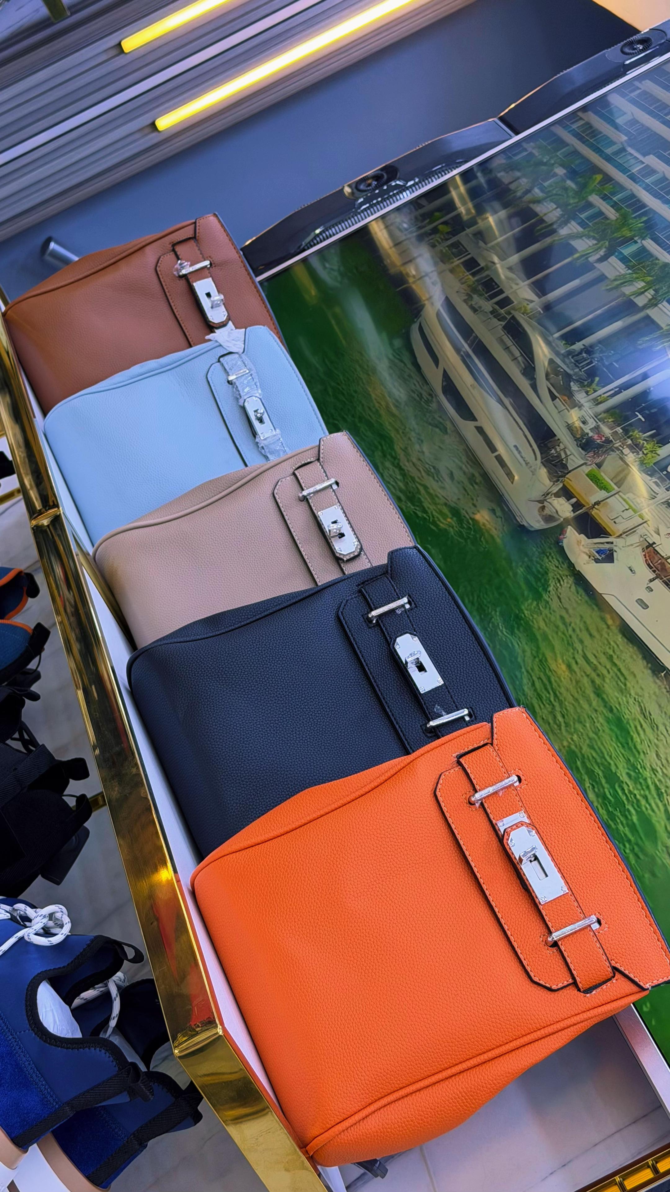 @FashionKing Oran