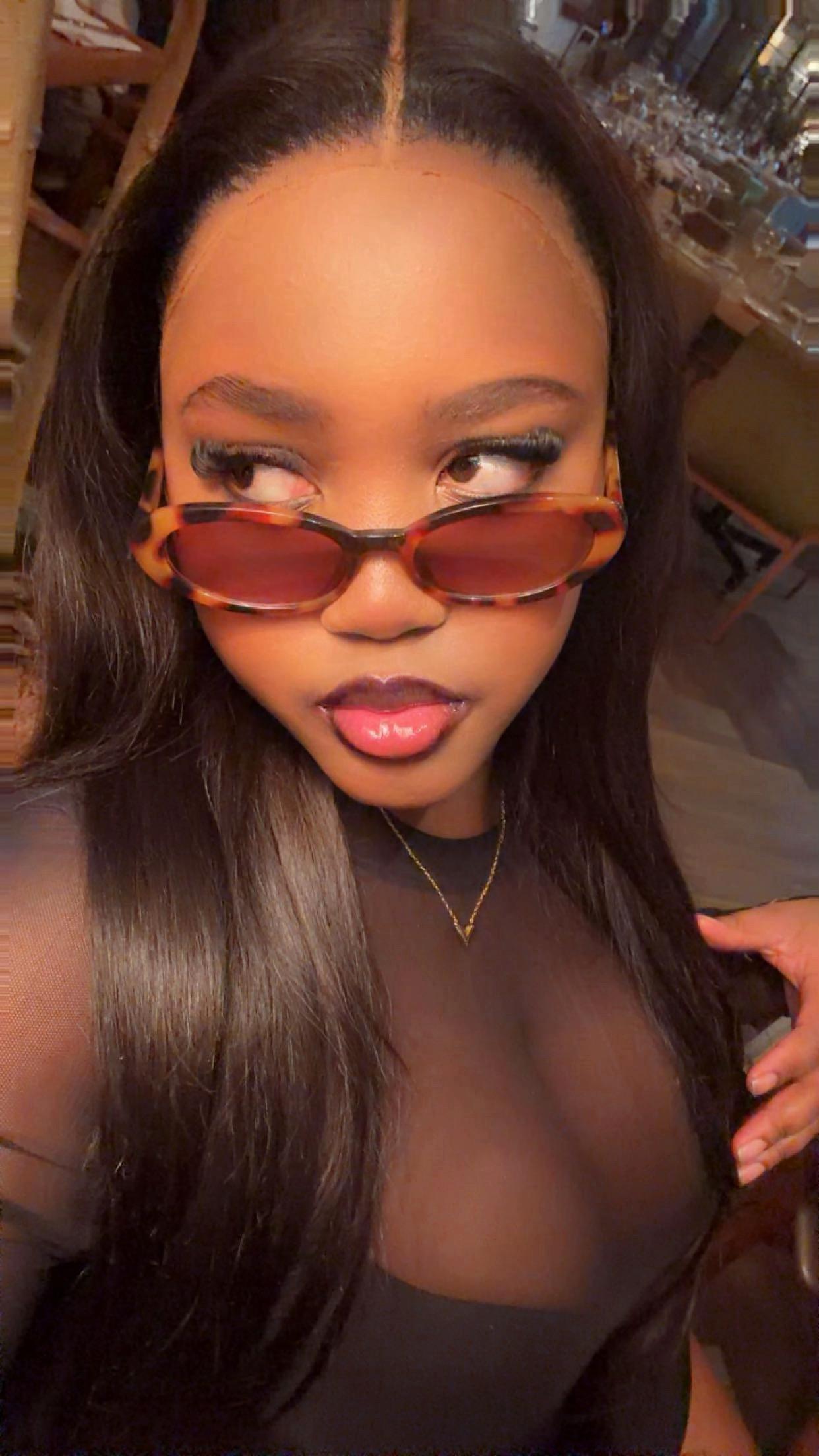 @lihleeee the hairstylist 🤭❤️