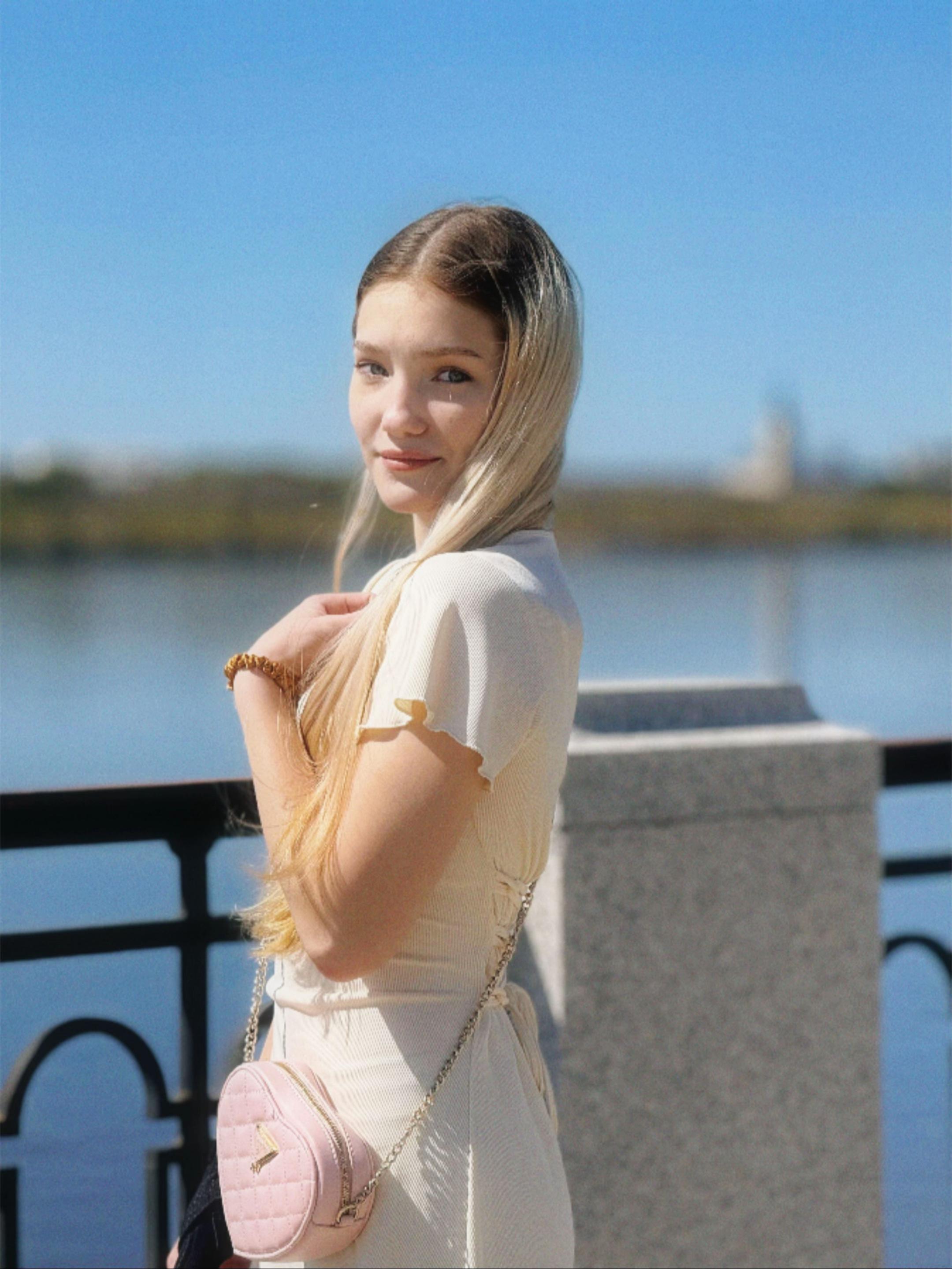 @манча