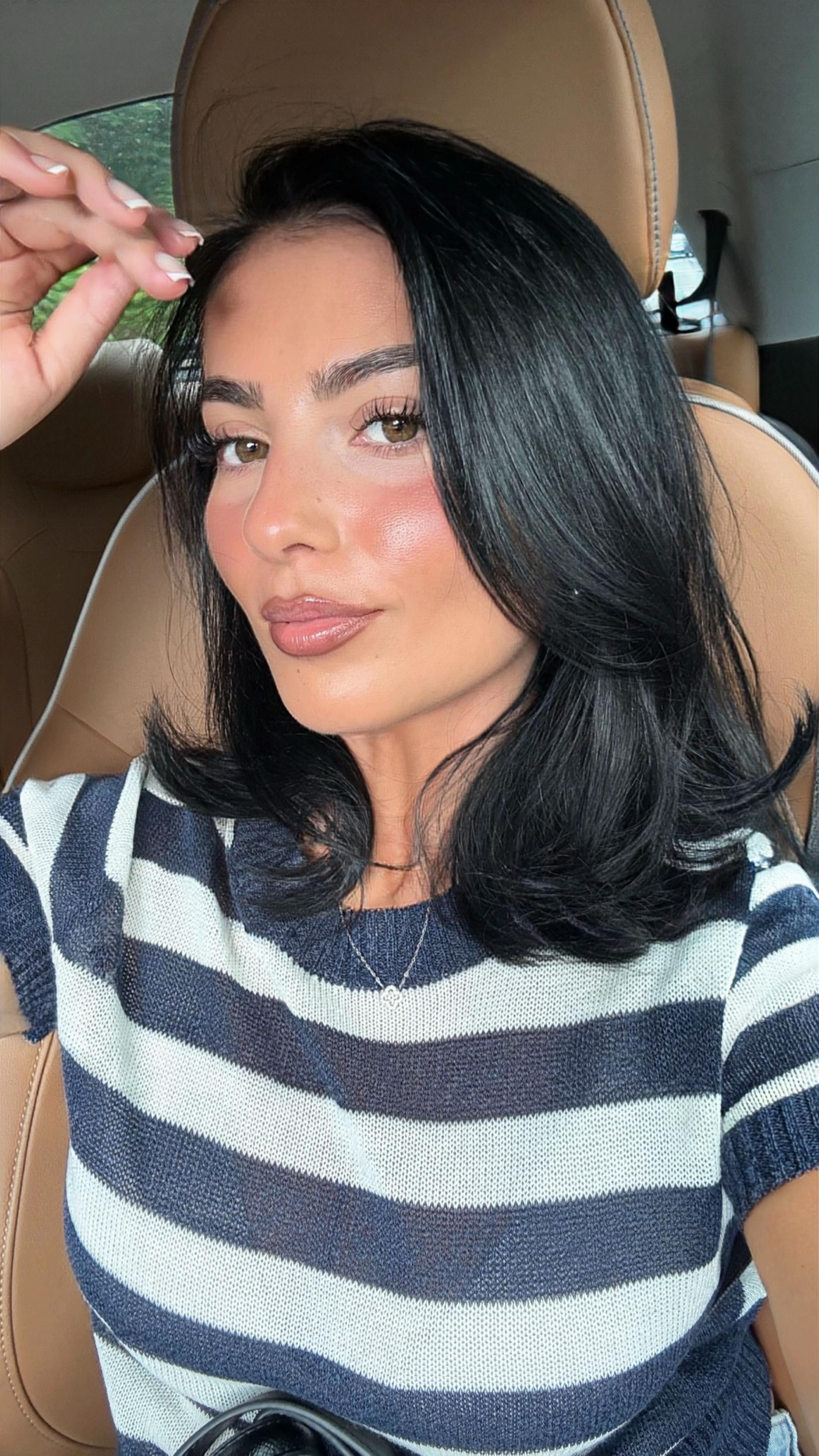 @melinazc_