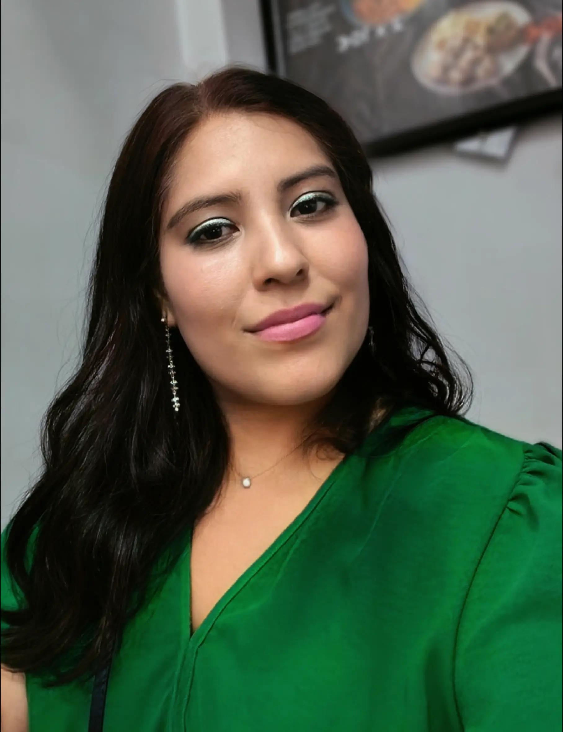 @Mara &Aacute;lvarez