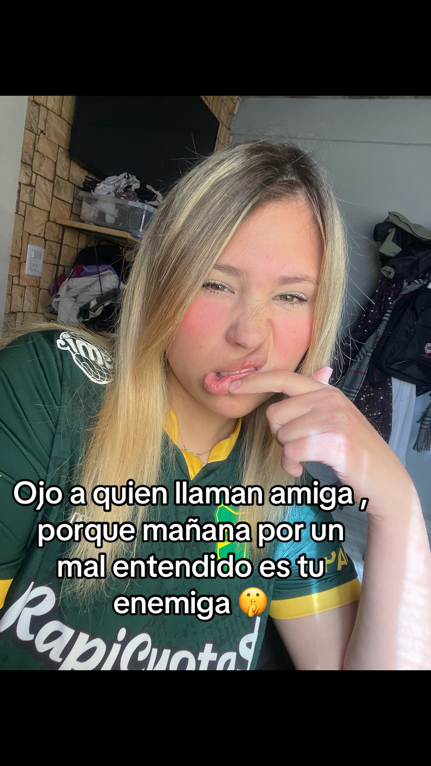 @lizmendoza