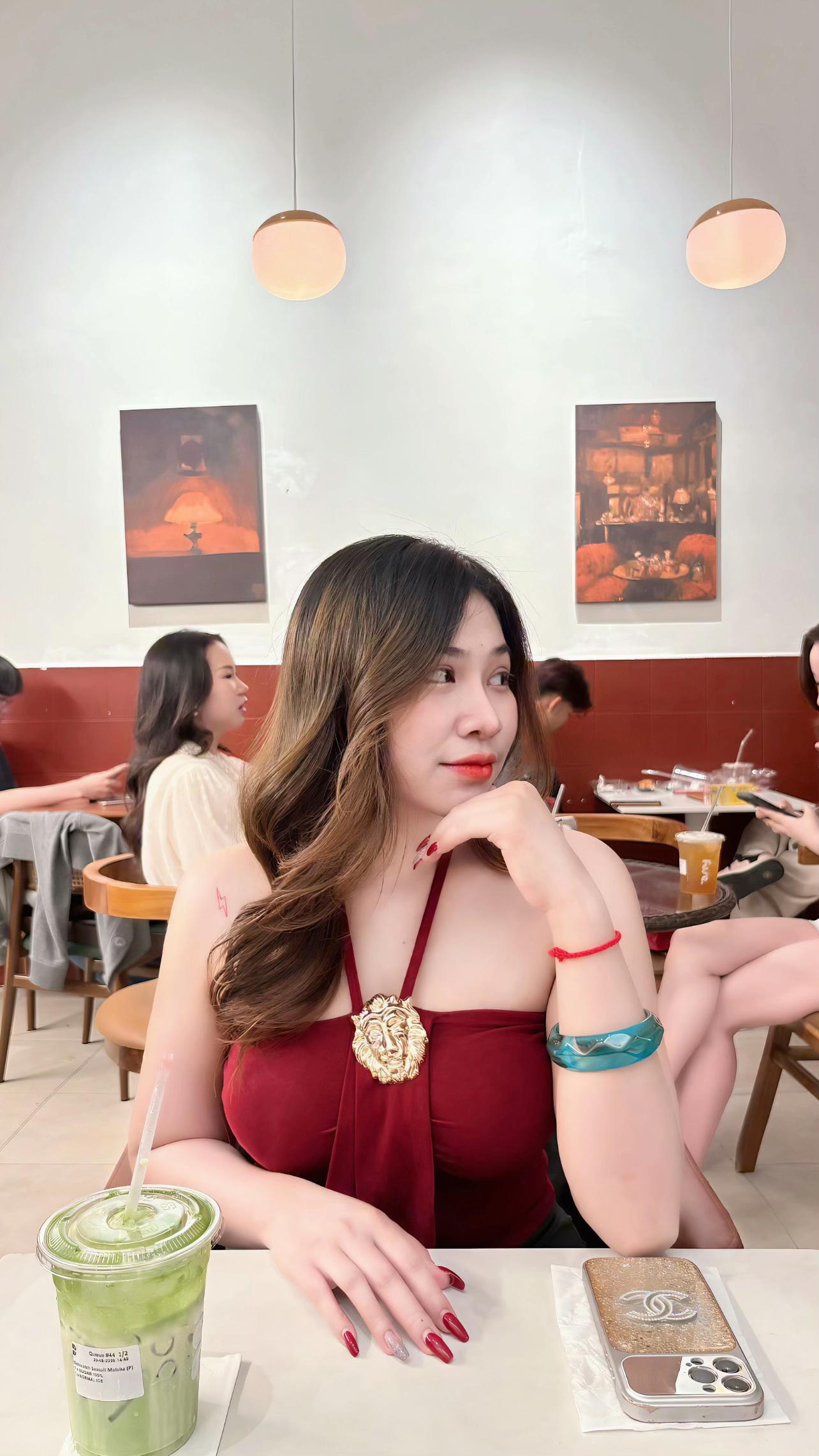 @Mochi🇰🇭