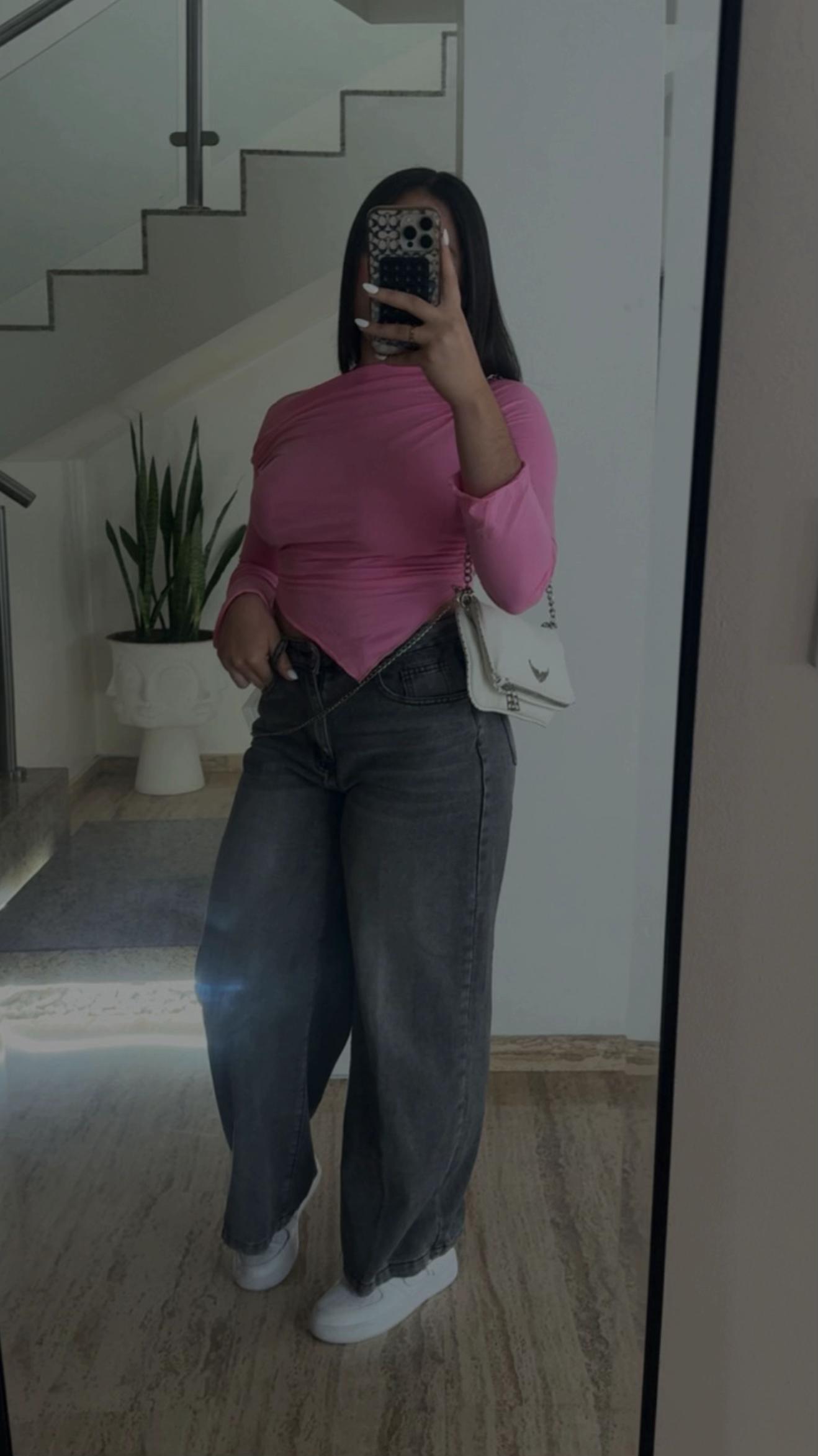 @Sophia