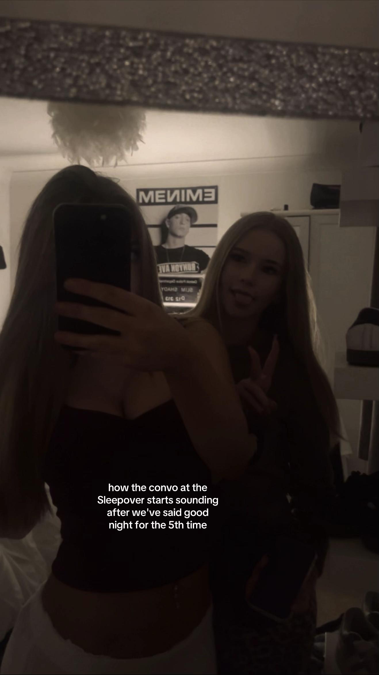@🧸
