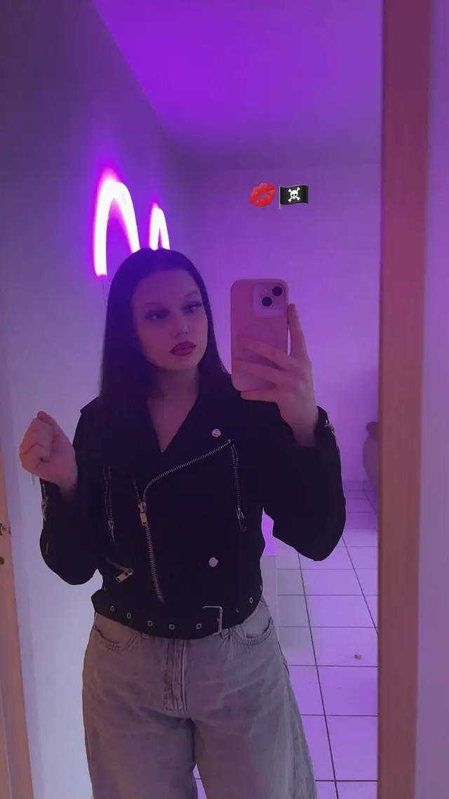 @Le L✨