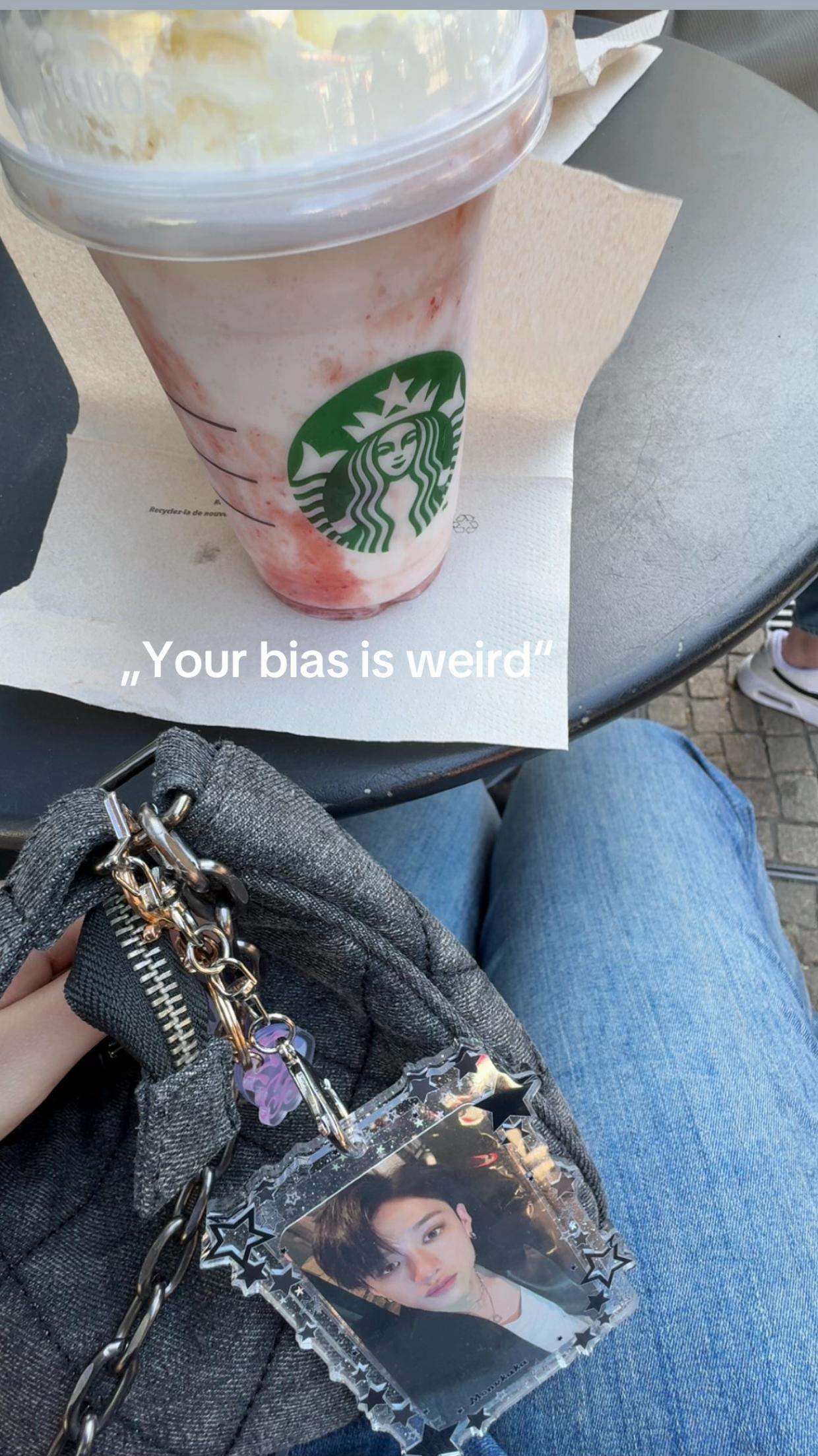 @✰