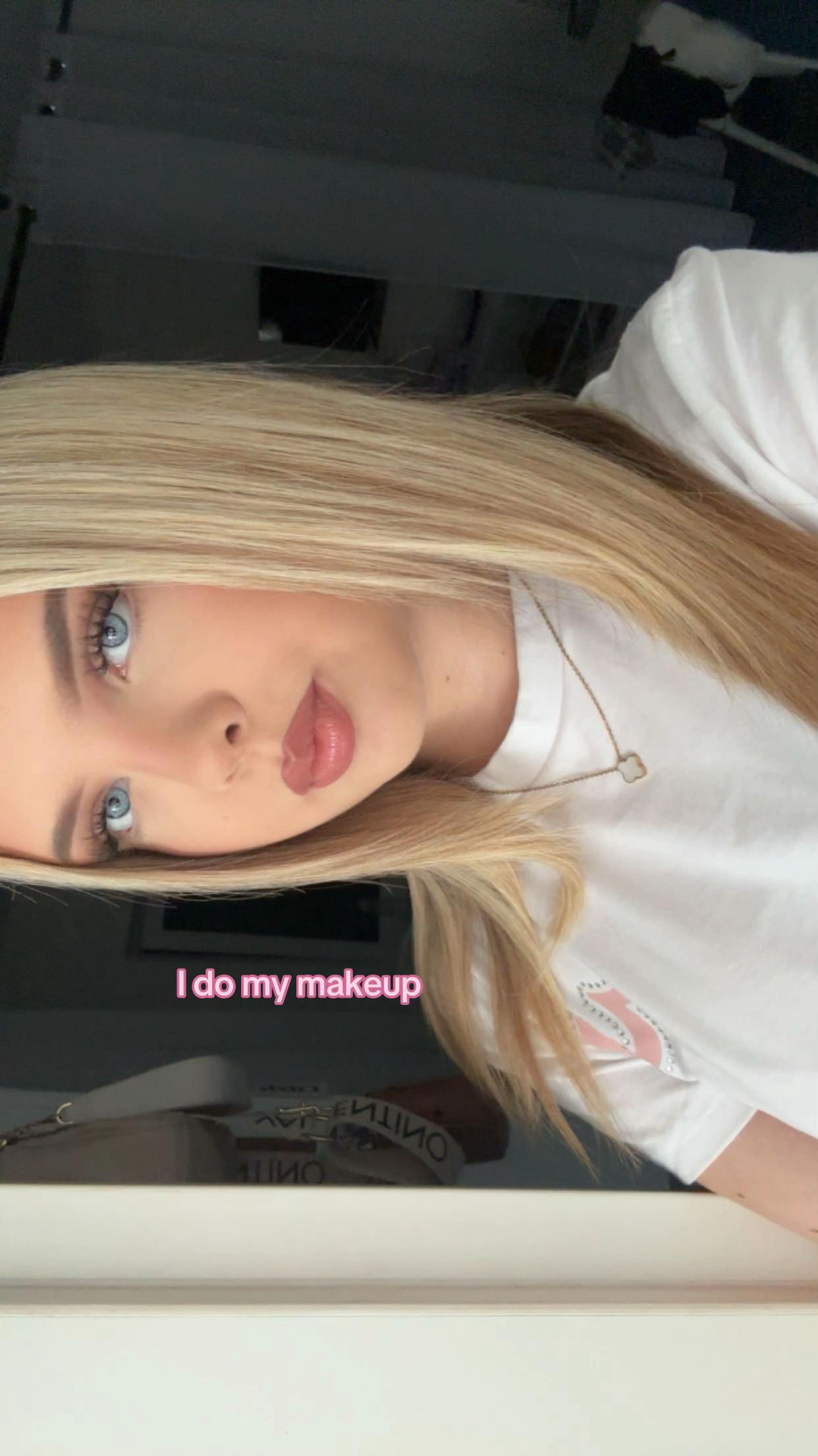 @Feé.rhtr