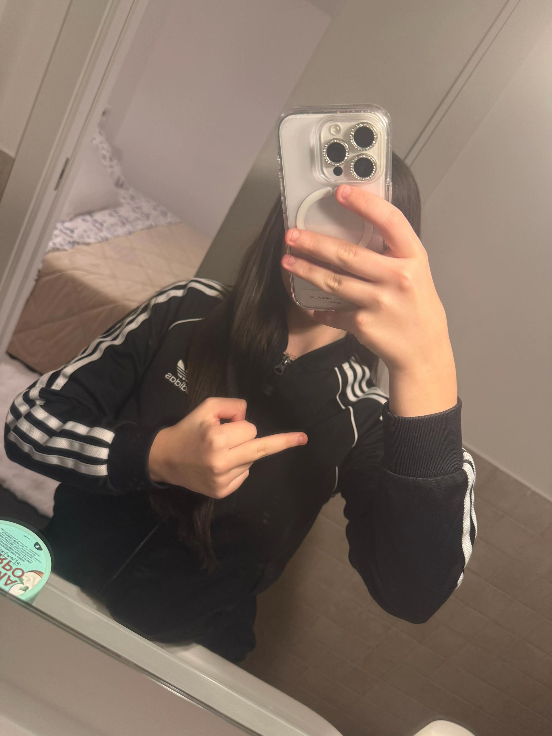 @stella_spam21
