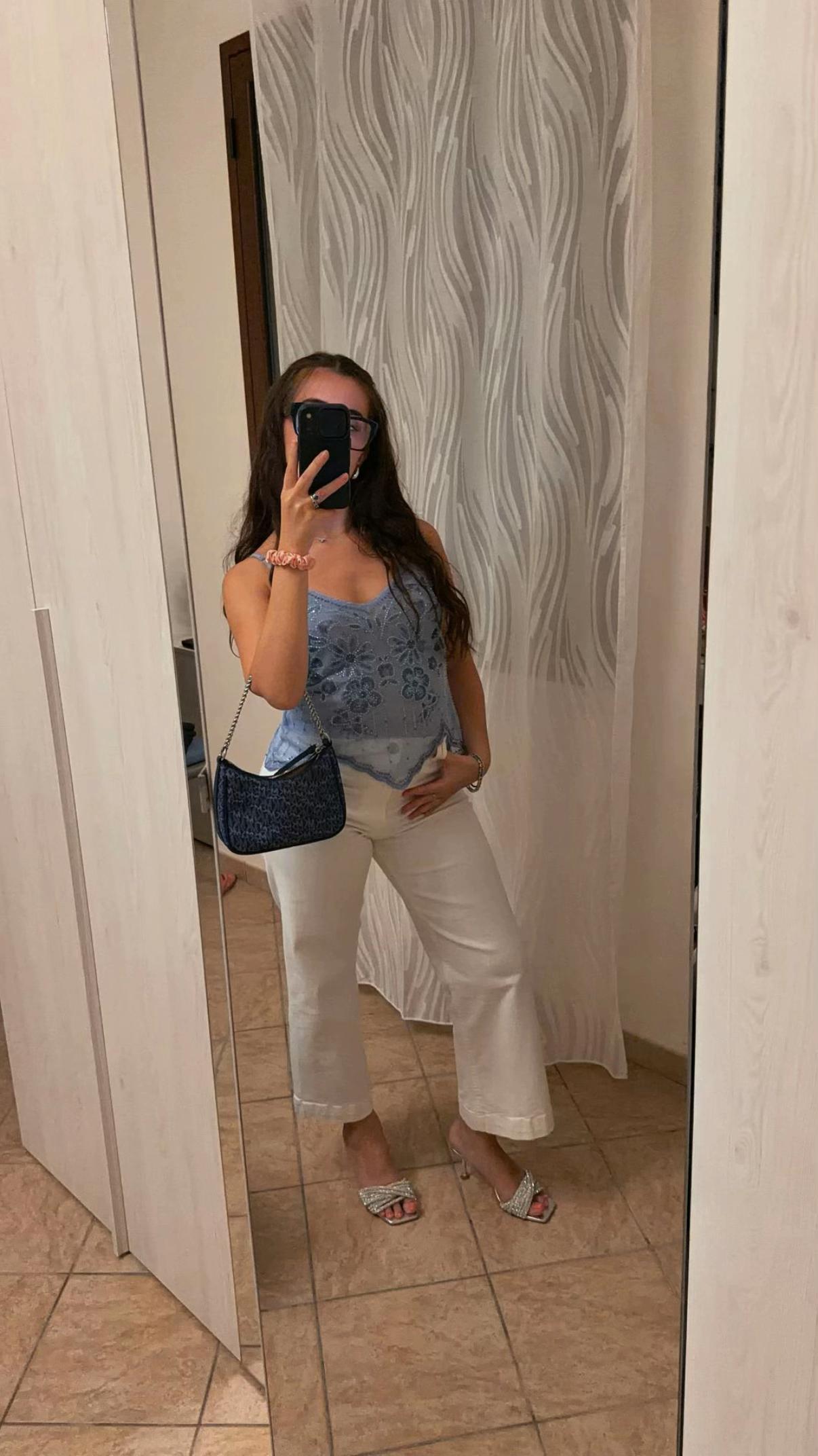 @Arilu