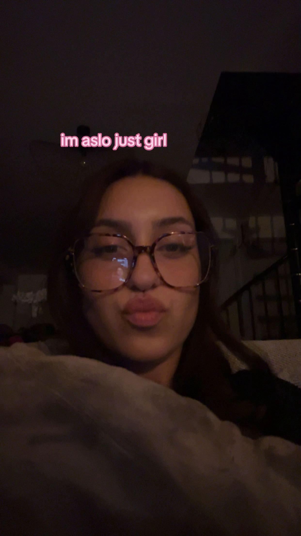 @𝑳𝒐𝒖𝒊𝒔𝒂𝒂𝒂