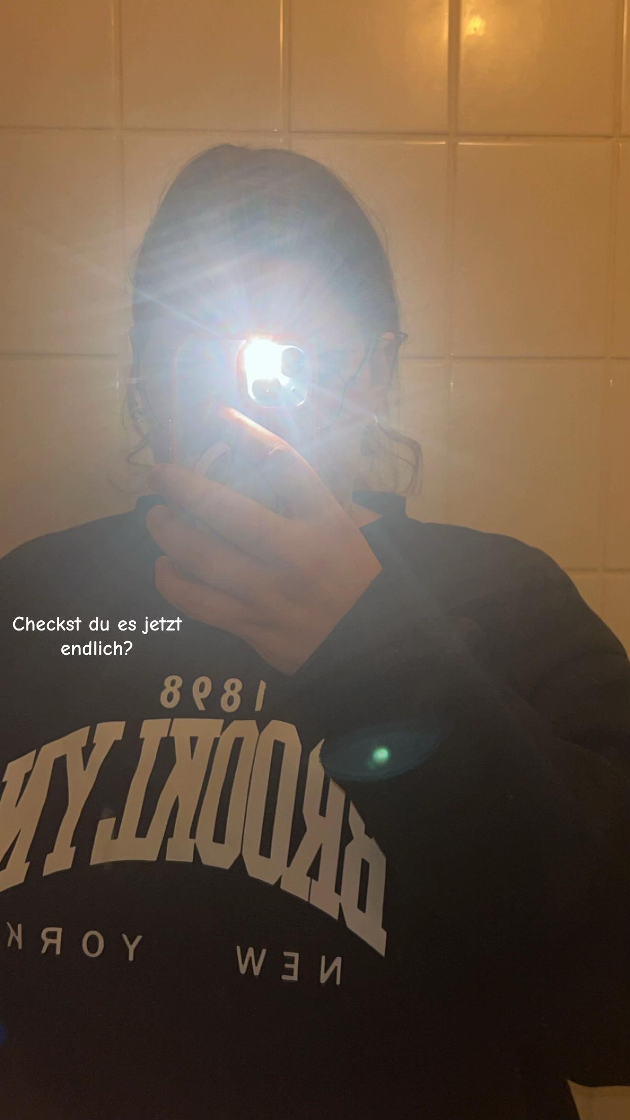 @...
