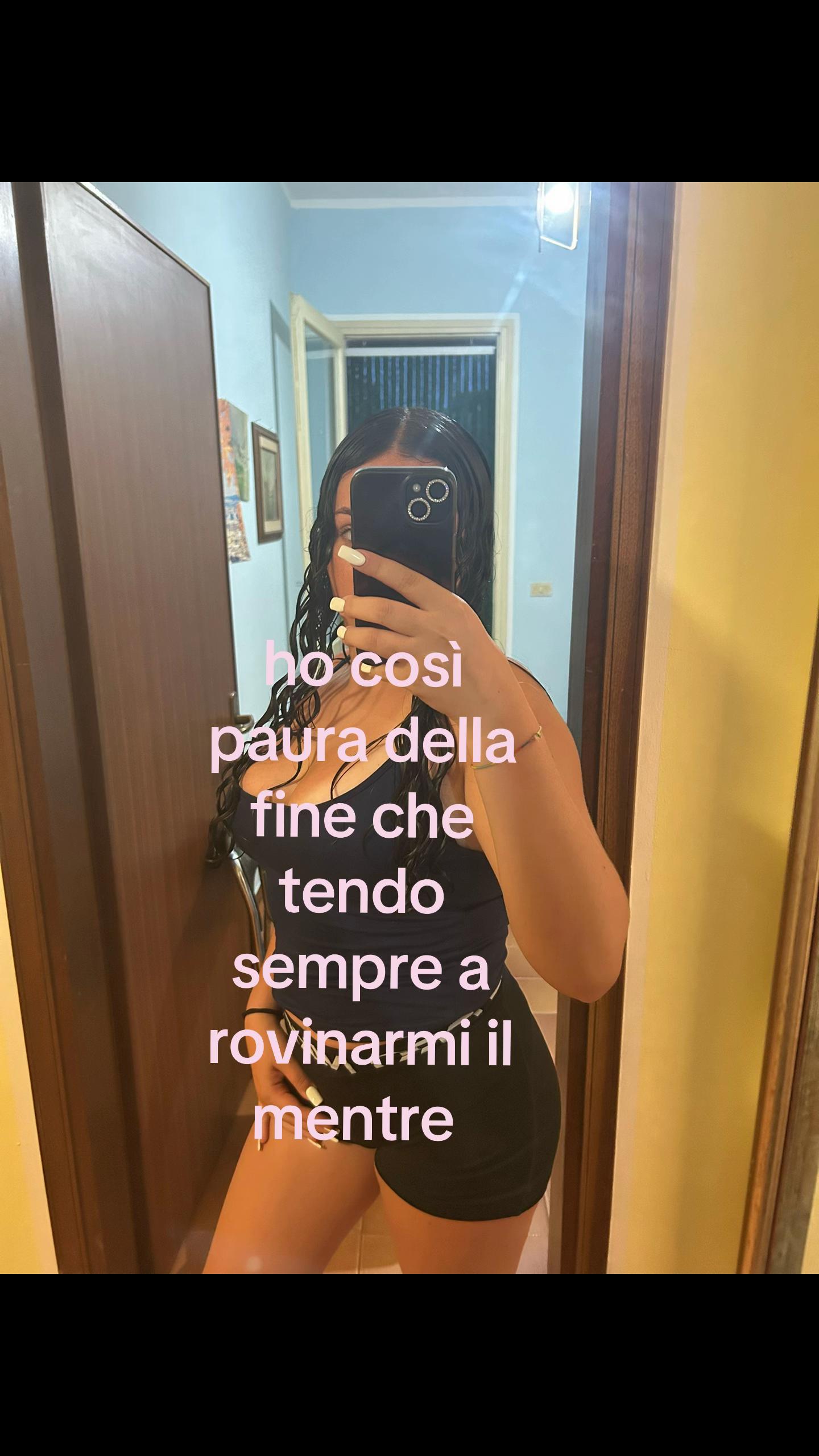 @_denise_