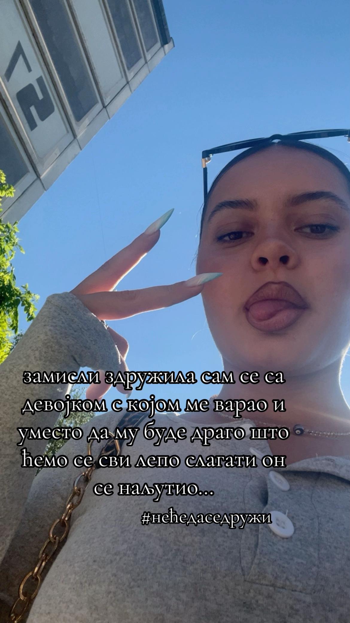 @𝓔𝓢 🦂