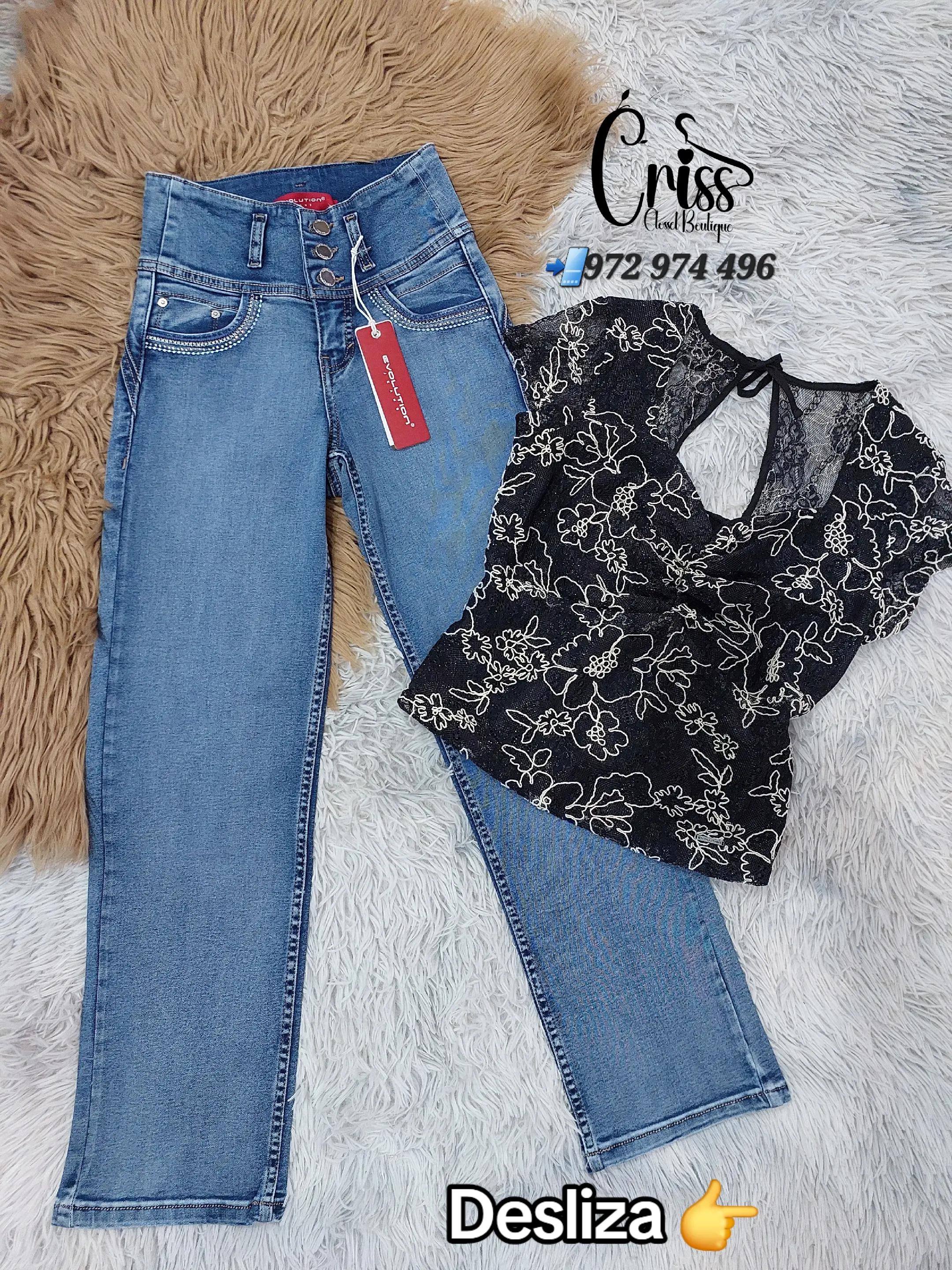 @criss closet-boutique