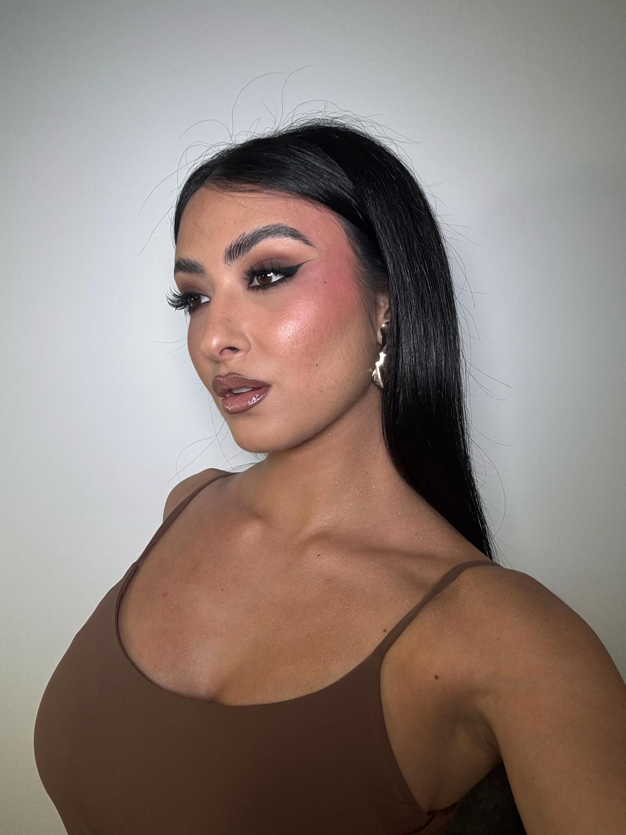 @A n n a l i s a 🦋