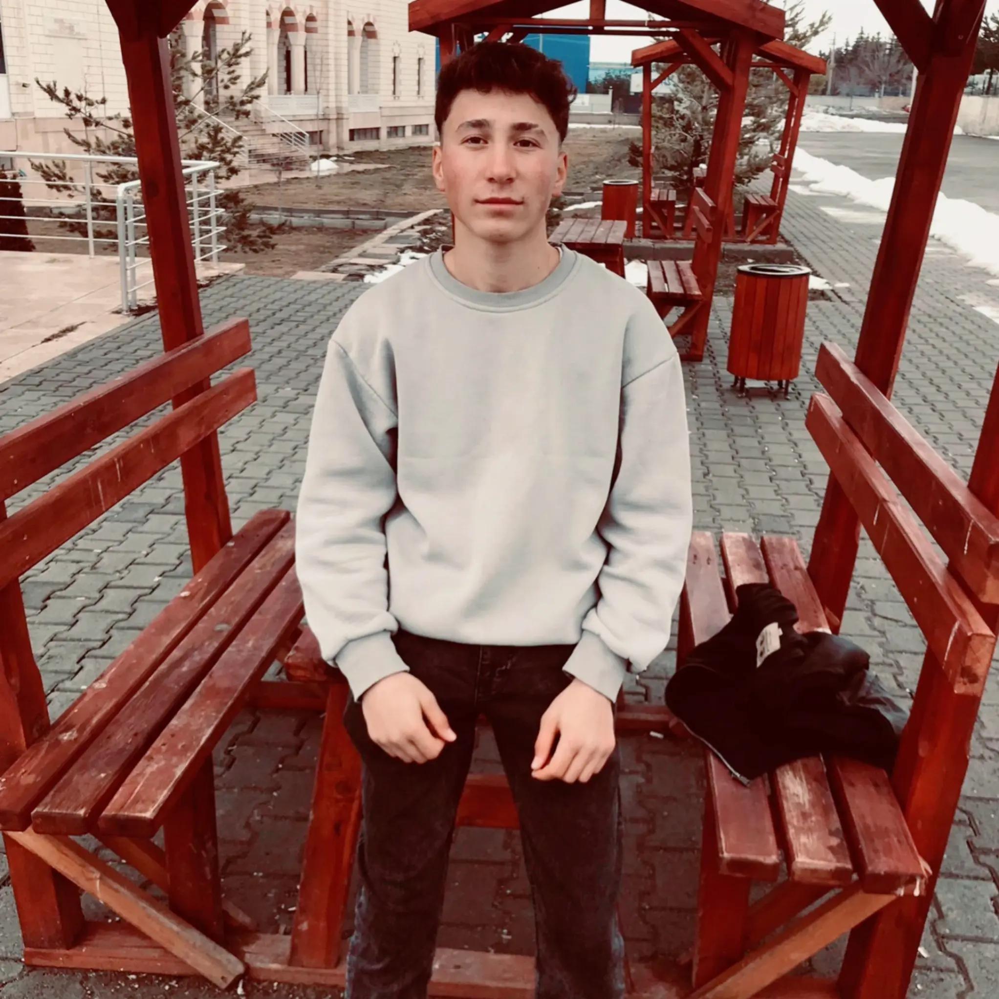 @𝓑𝓮𝓻𝓪𝓽 𝓖𝓾̈𝓵𝓶𝓮𝔃𝔃