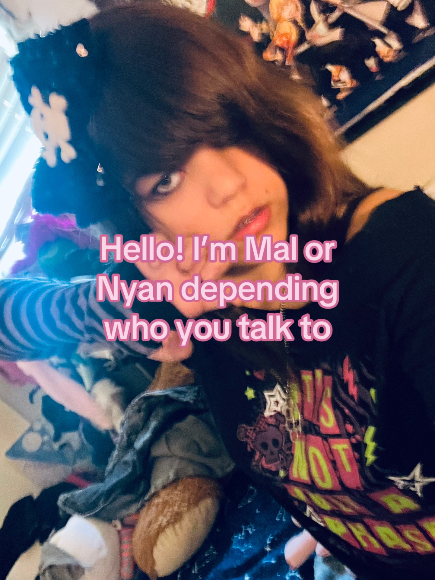 @<3