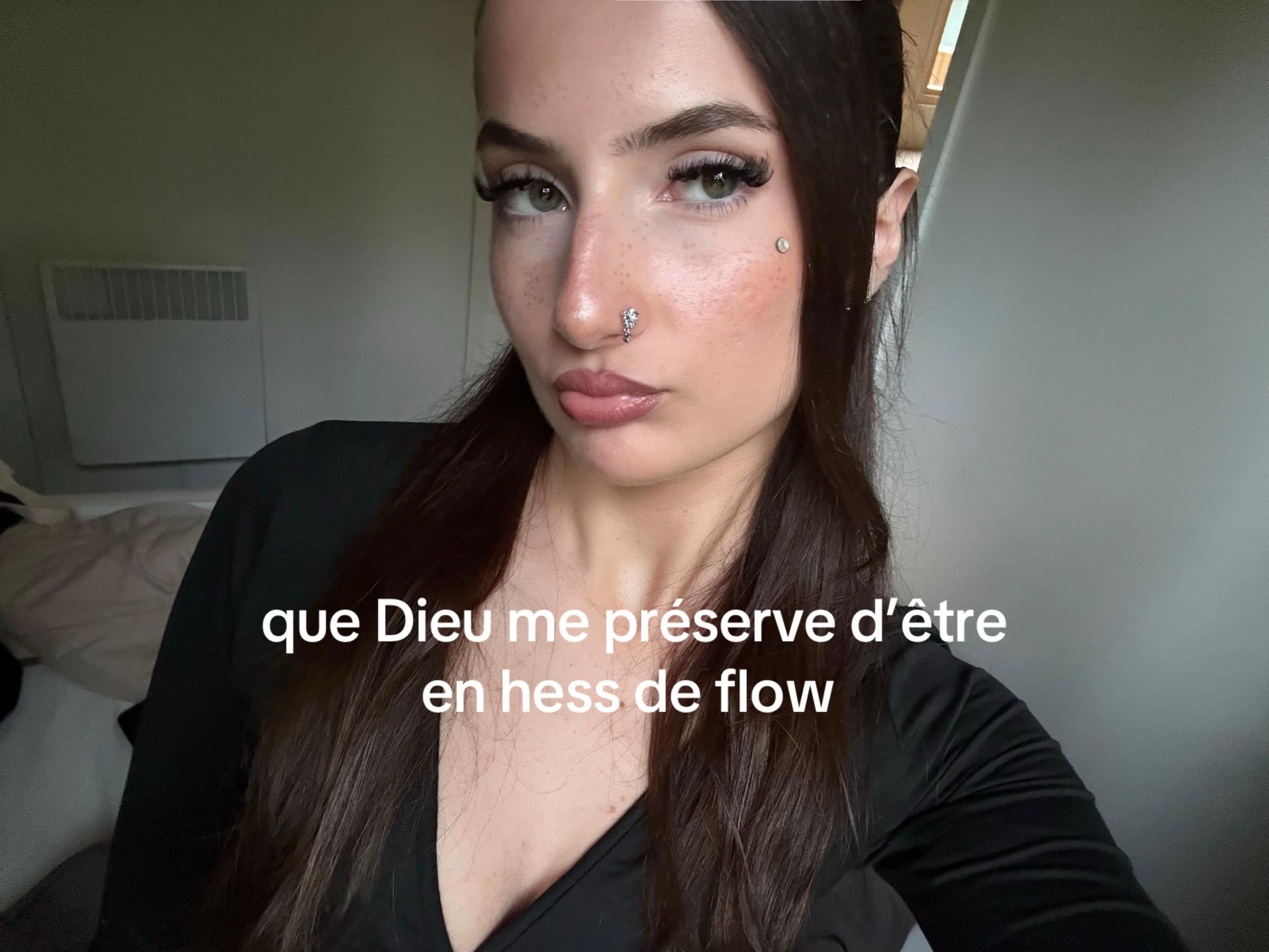 @anaismly_