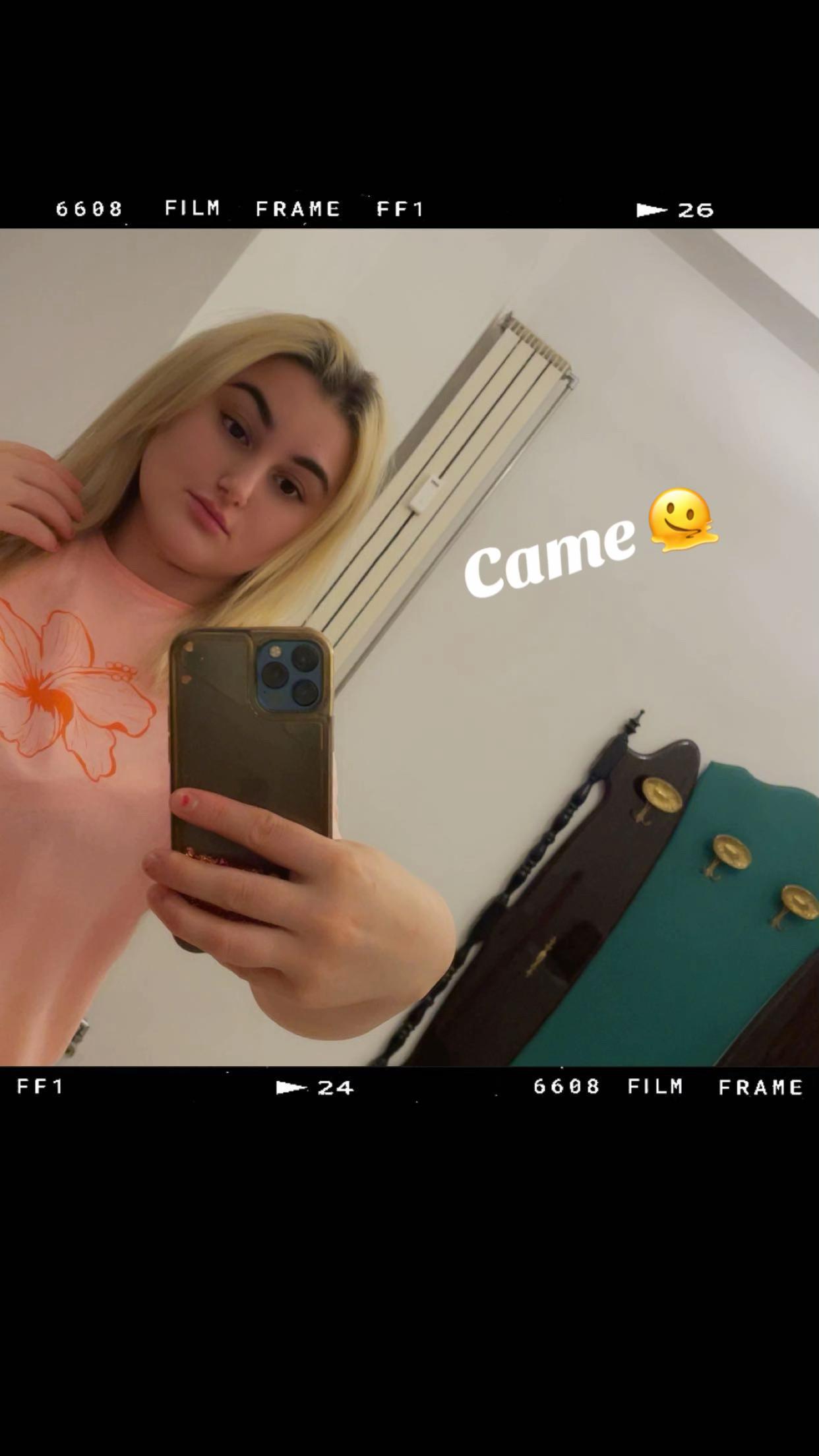 @Elsiana Hysenaj
