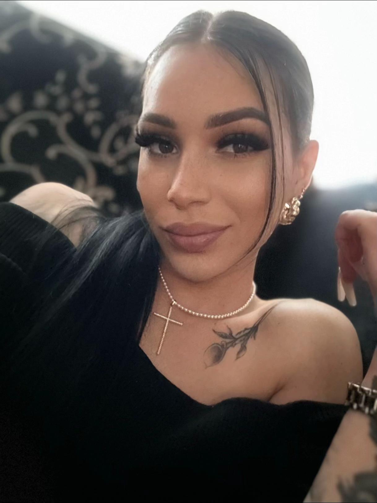 @Patricia🤍🖤