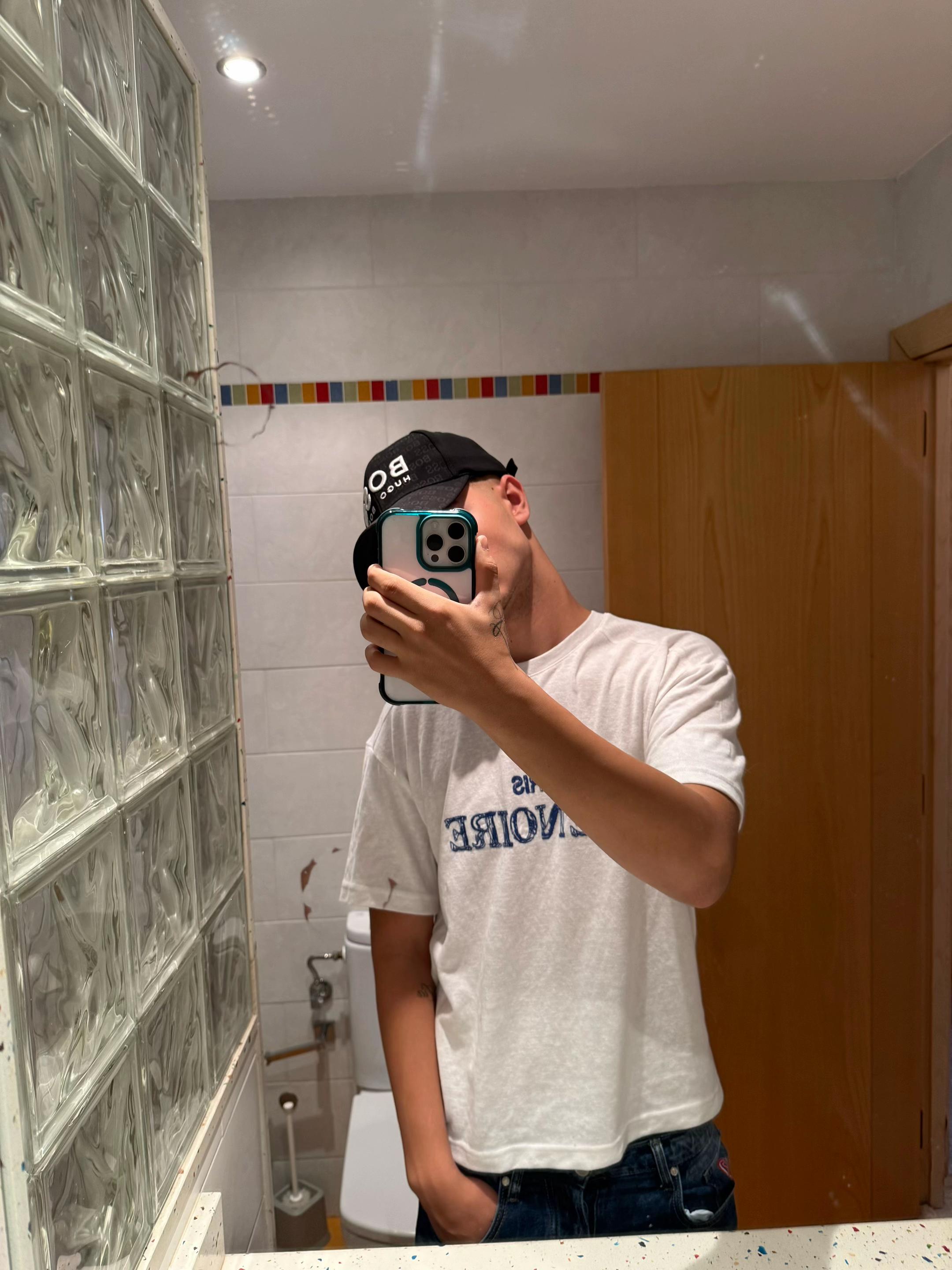 @leo molina