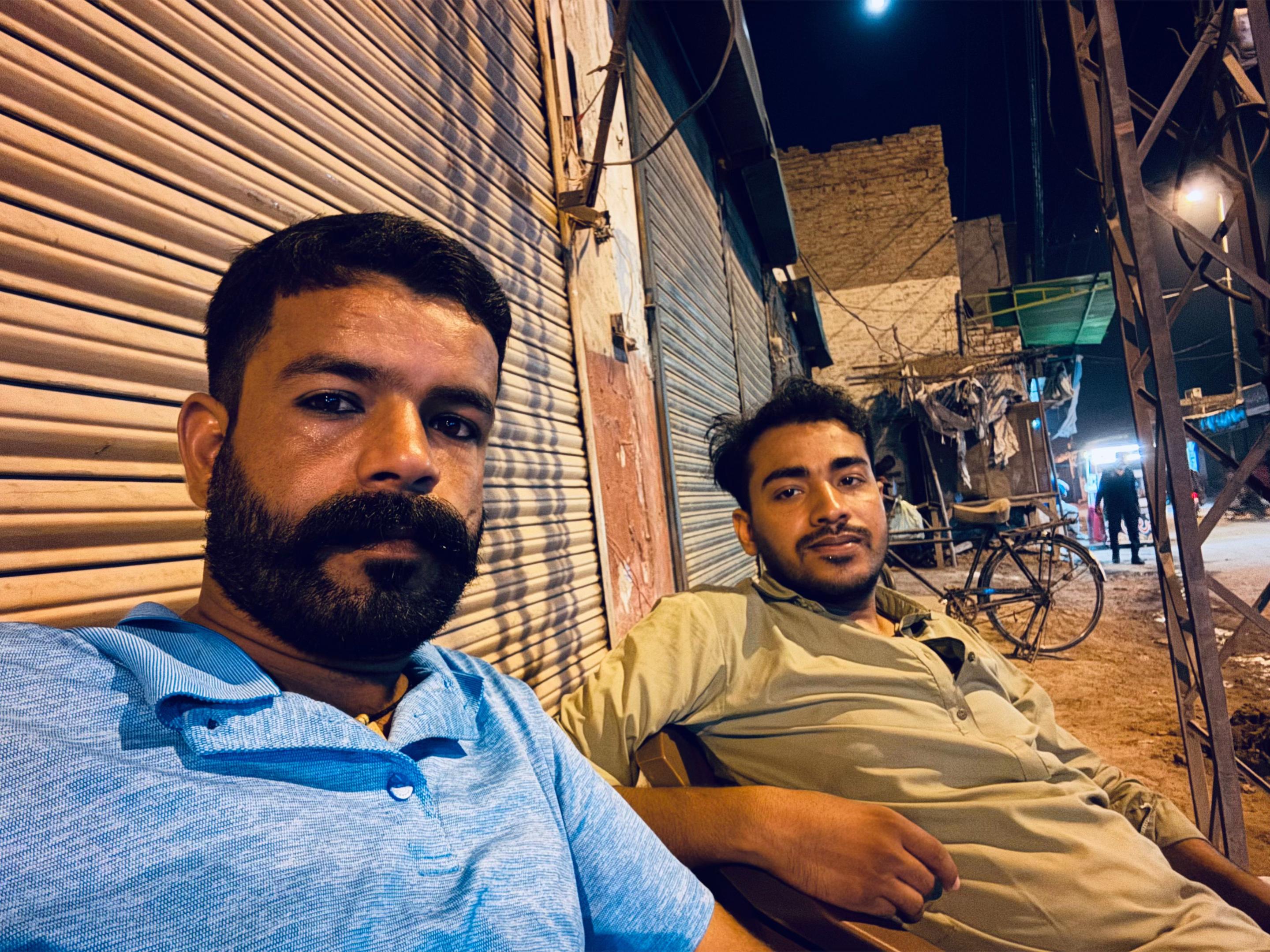 @Aliraza