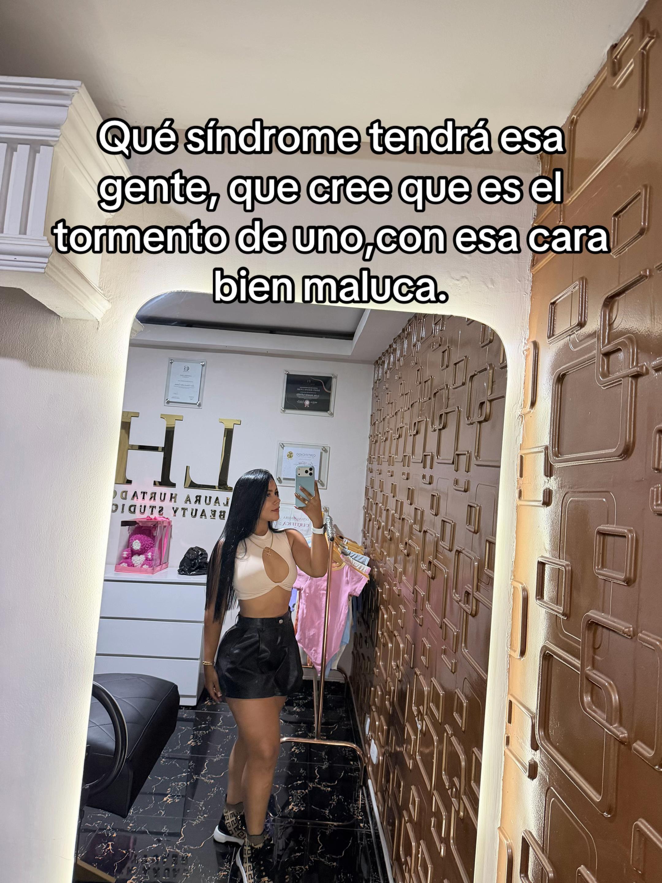 @Laura hurtado