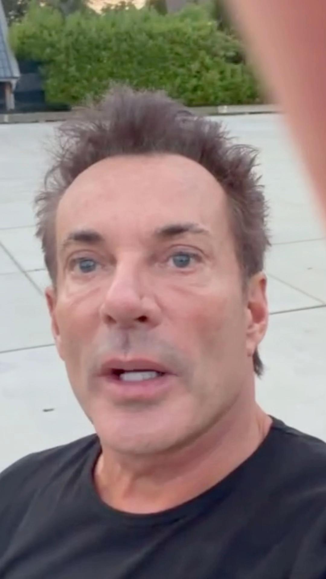 @Gerard Joling