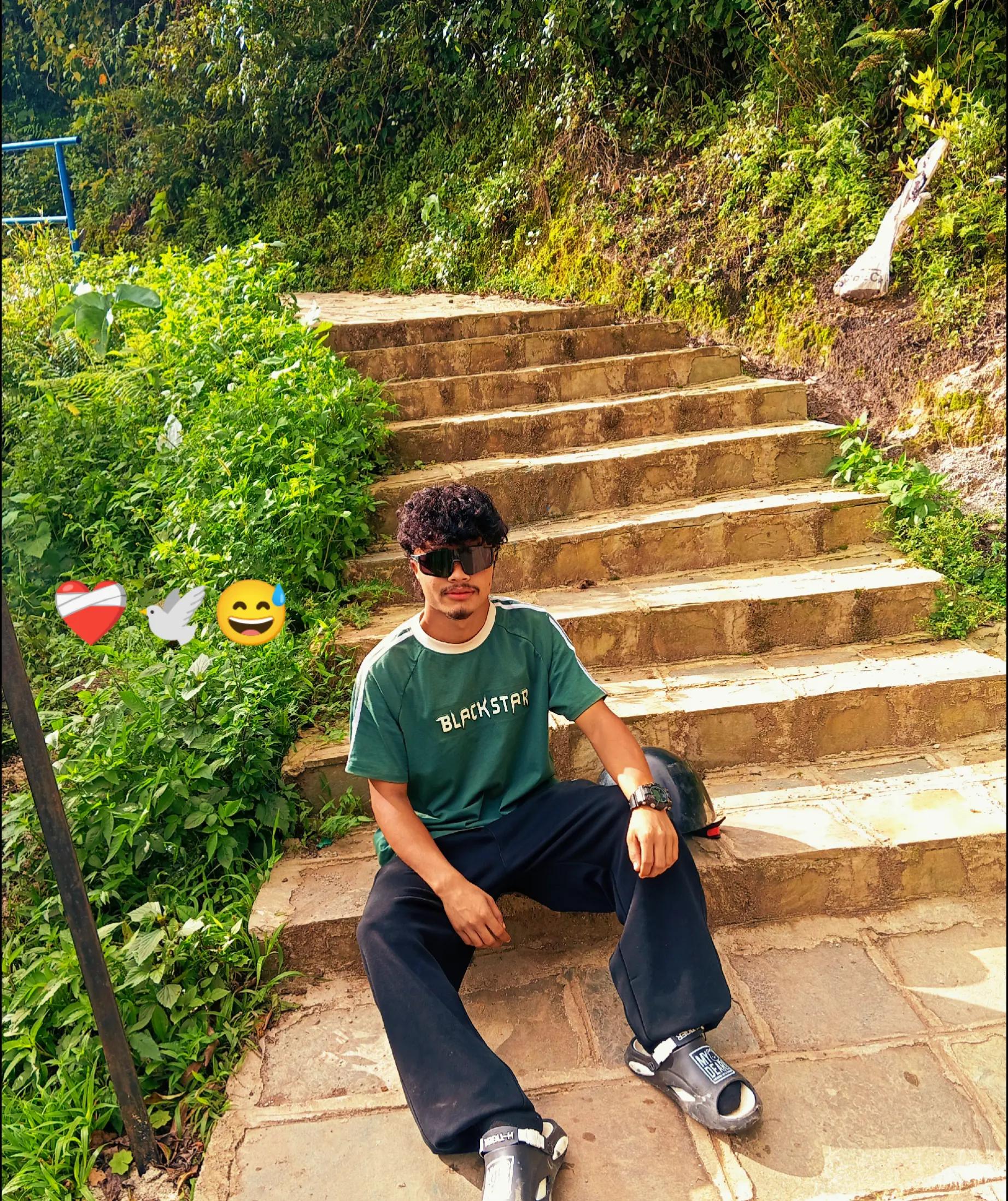 @𝗔𝗝𝗔𝗬 🦅