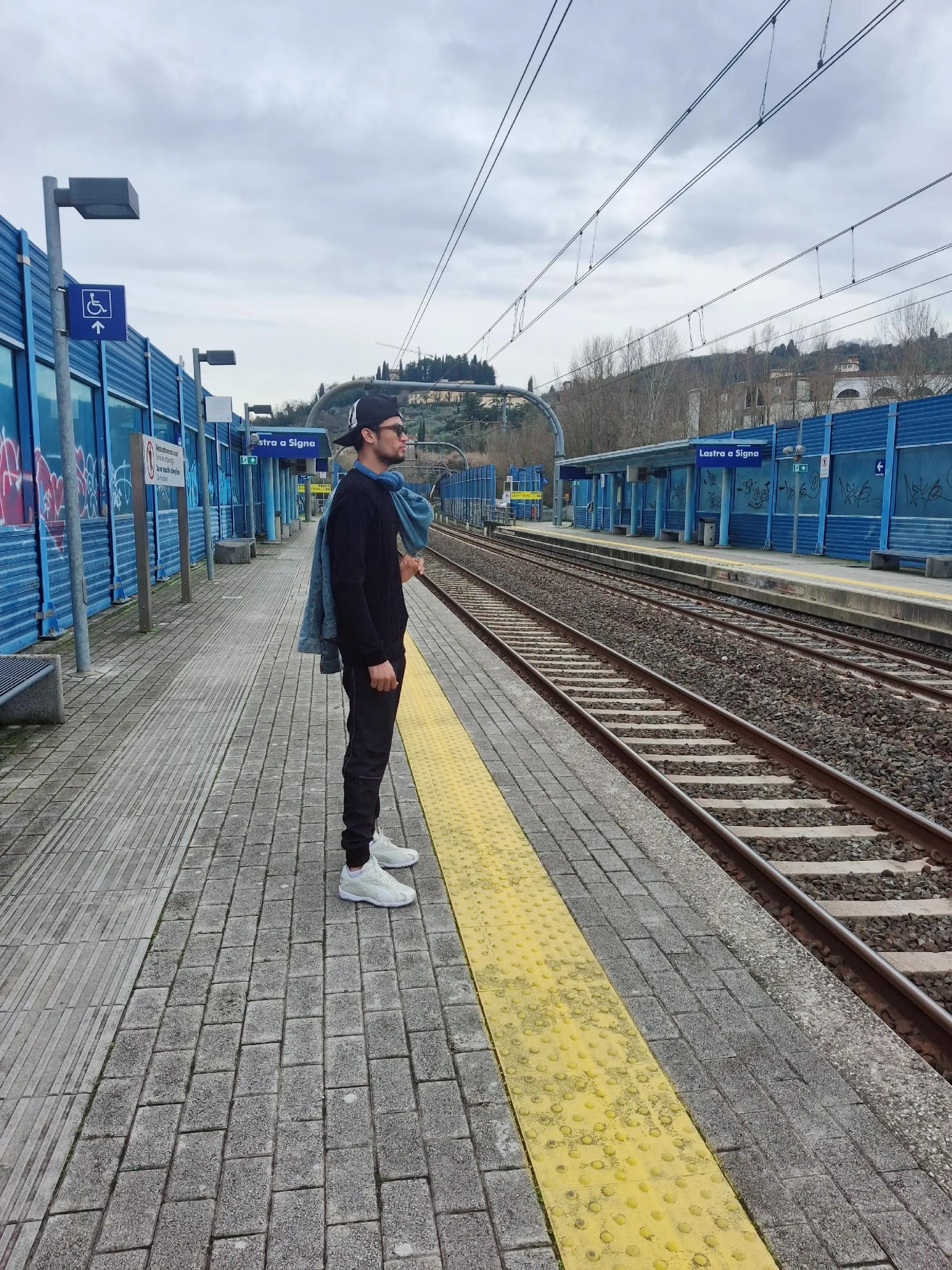 @Aynar karigor 🎧🖤