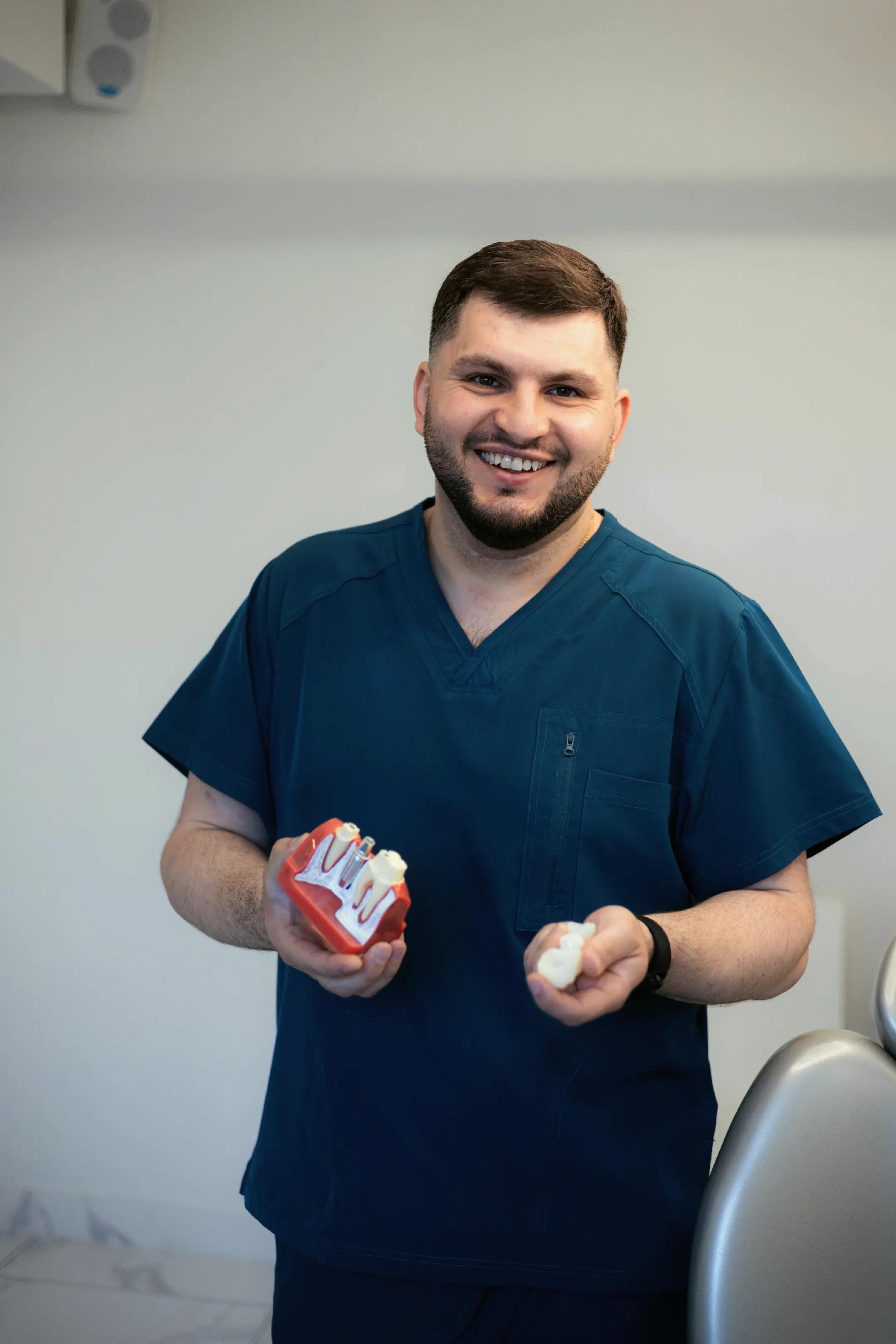 @DR. Stomatolog GRIGORIEV