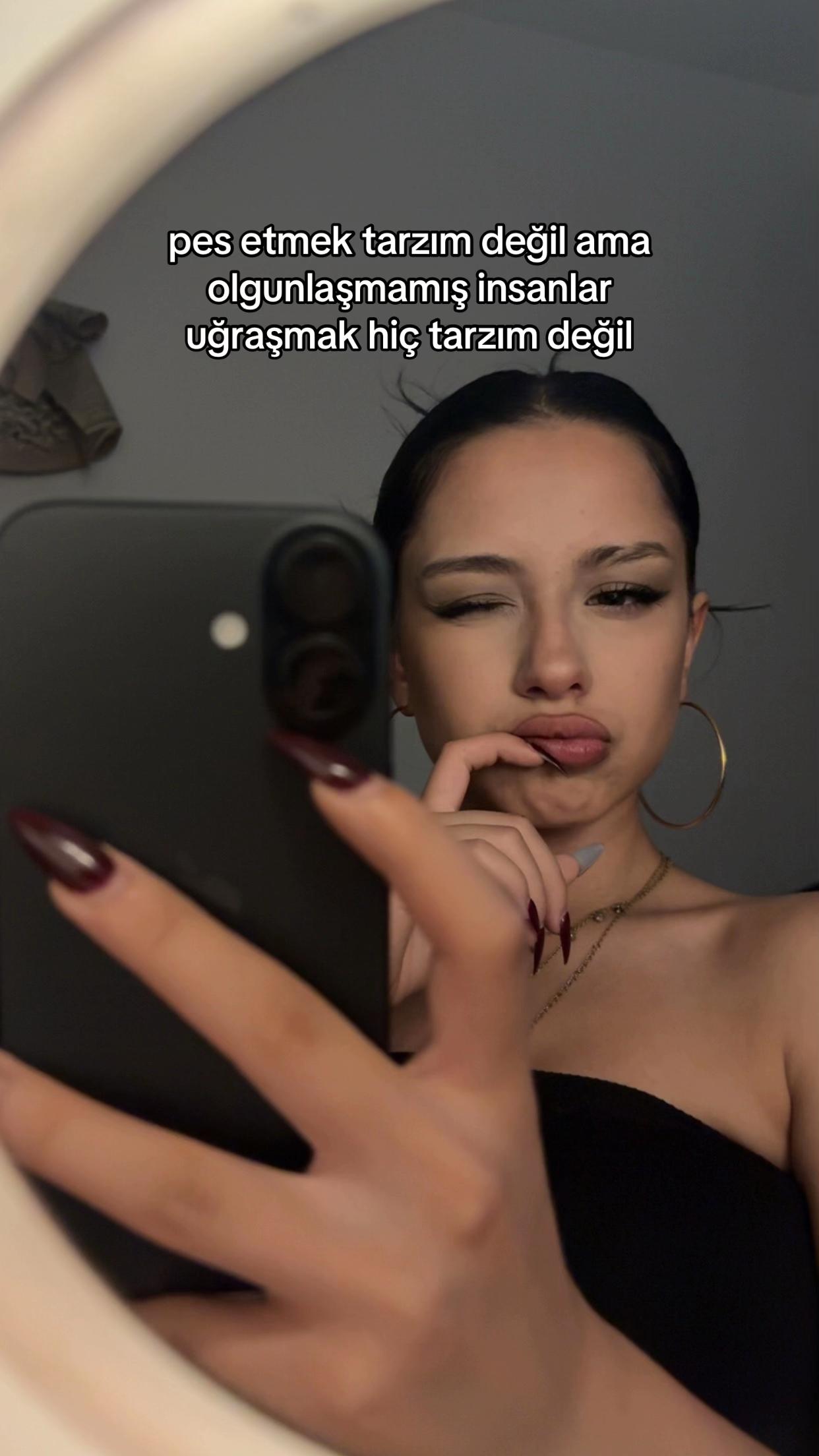 @elosyani
