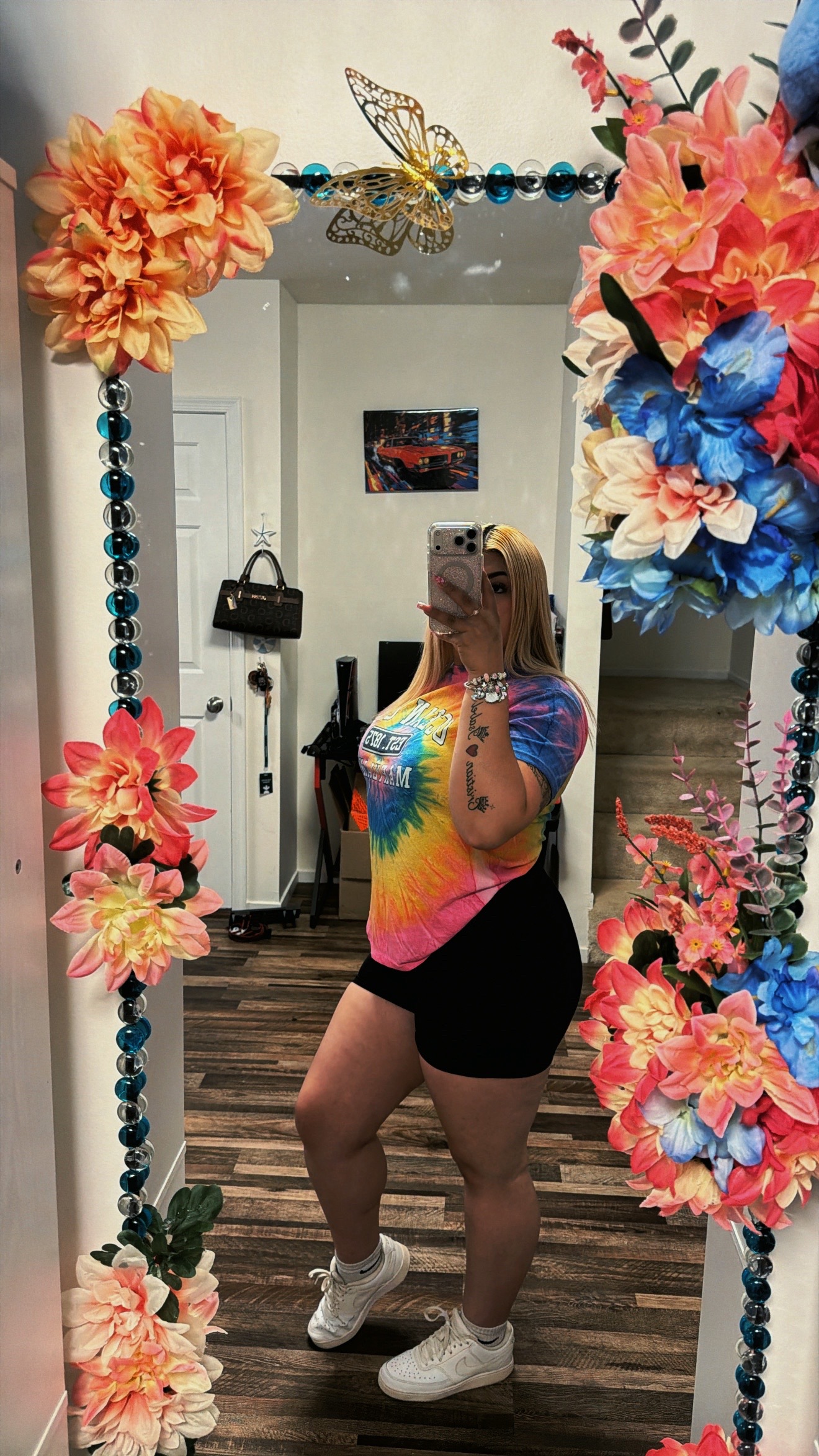 @Moniii_01