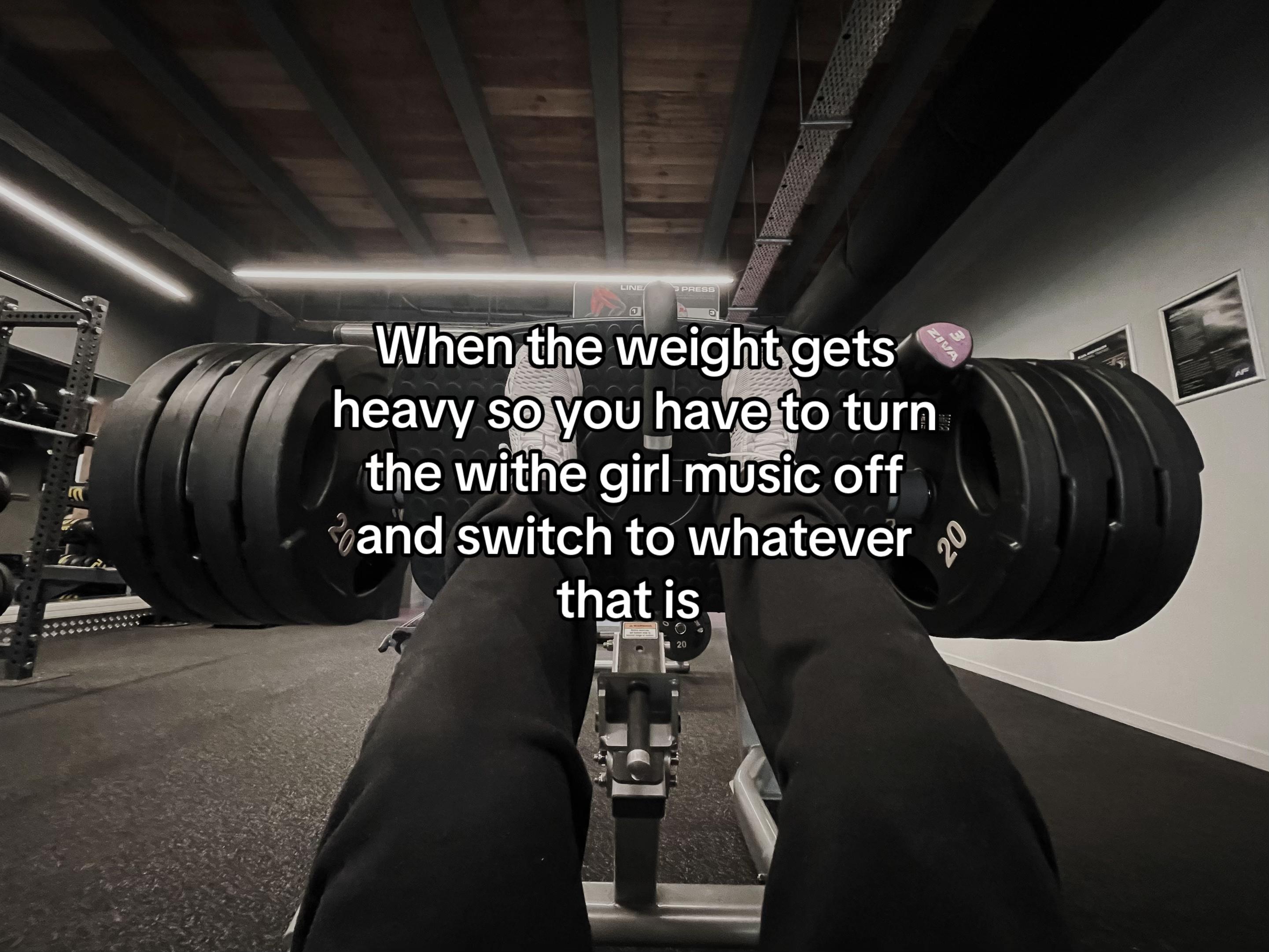 @sophievk_