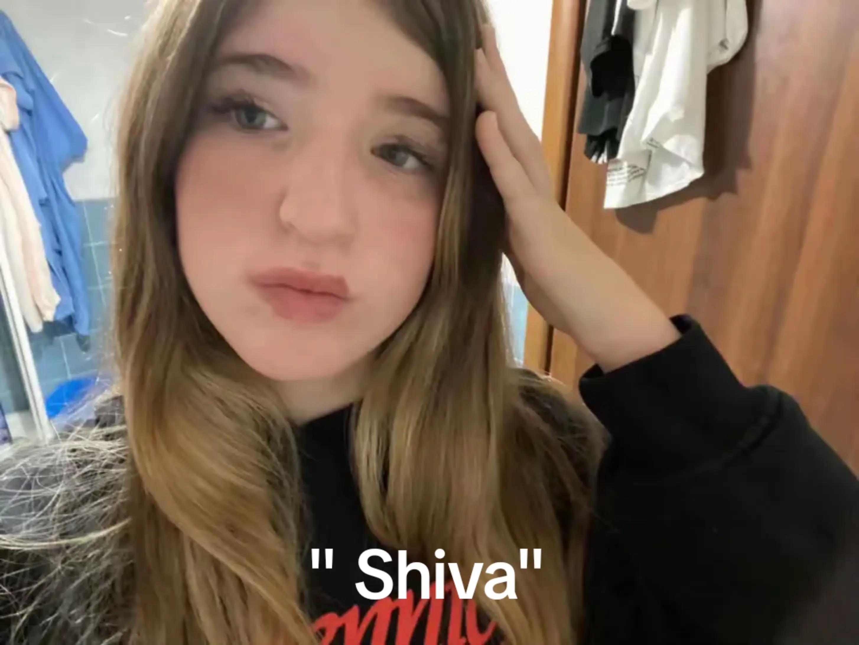@Emma🎀💎